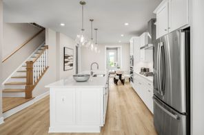 631 Oval Rd (Kensington)