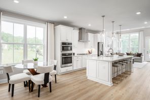928 Oval Road (Kensington)
