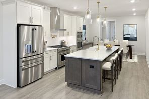 928 Oval Road (Kensington)