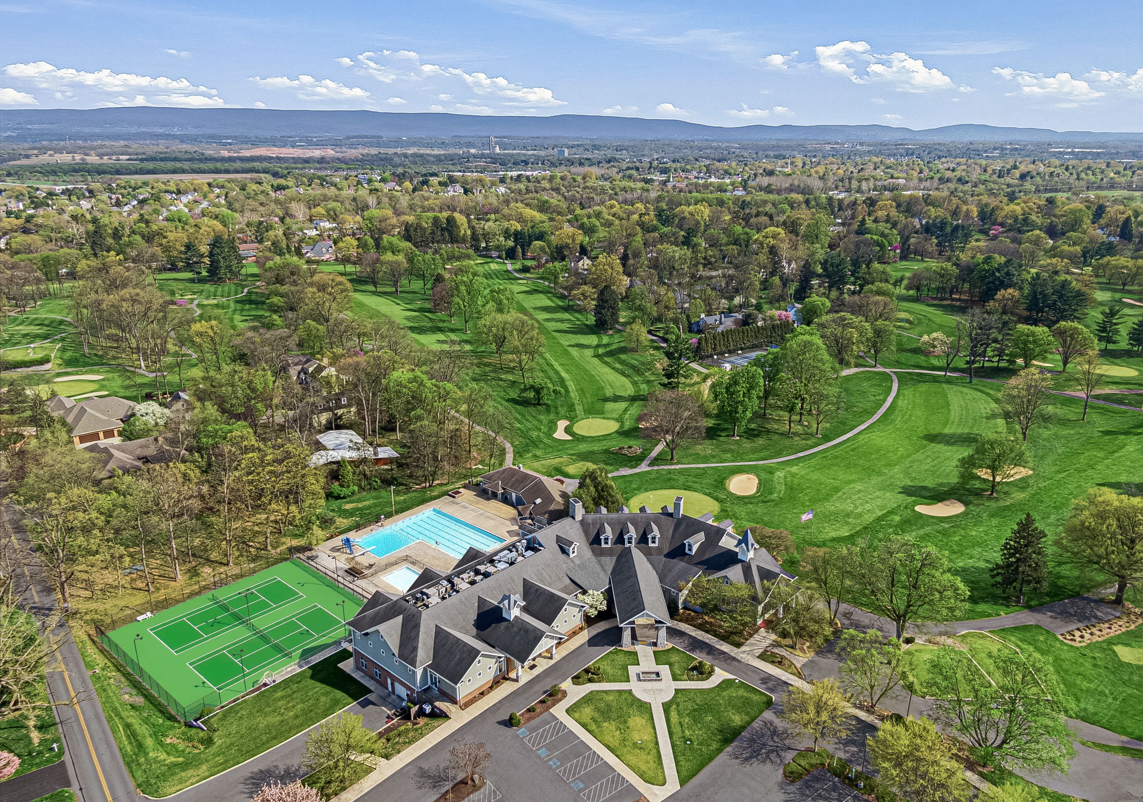 casa en Hager Meadows Ranch Homes por Ryan Homes
