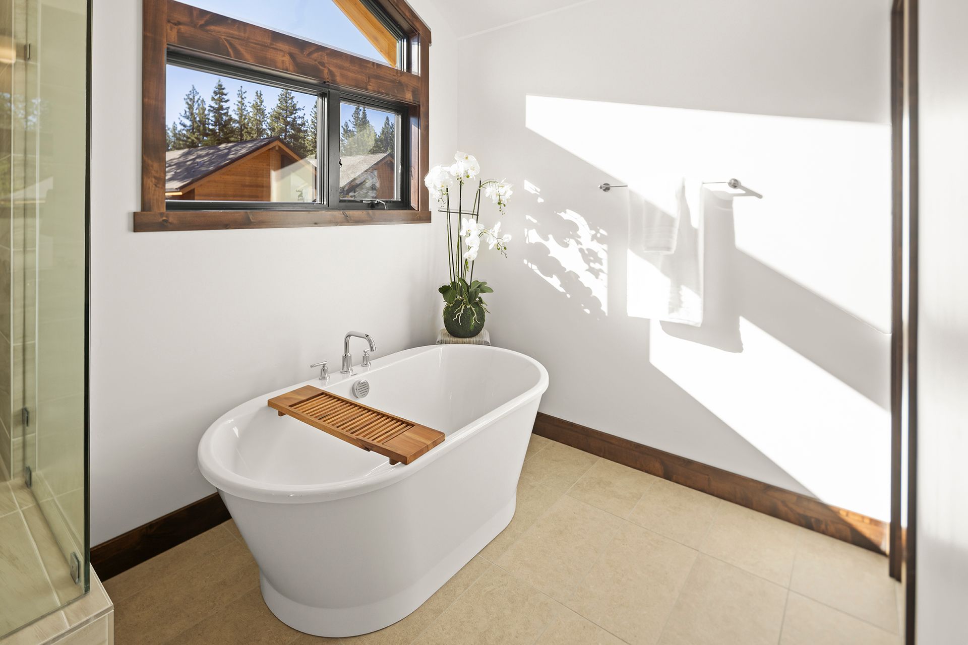 Upstairs Primary Bath
