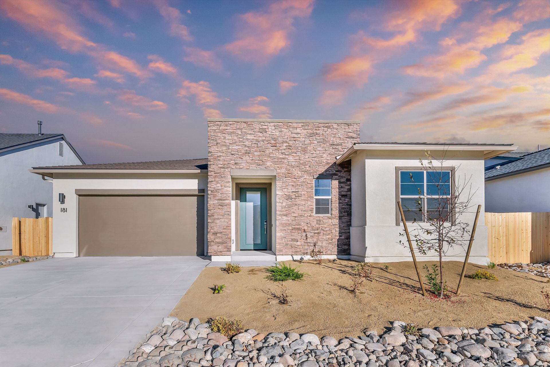 Desert Contemporary Plan 5 in Color Scheme 10