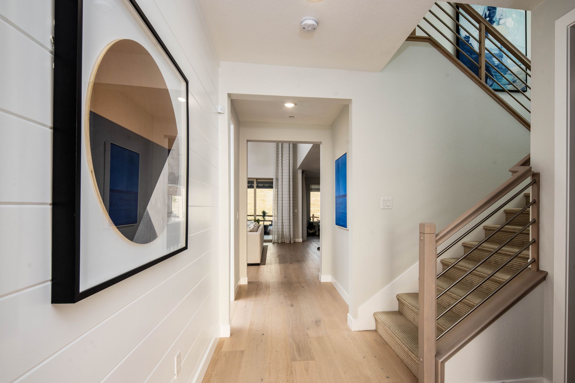 Front Entry/Foyer