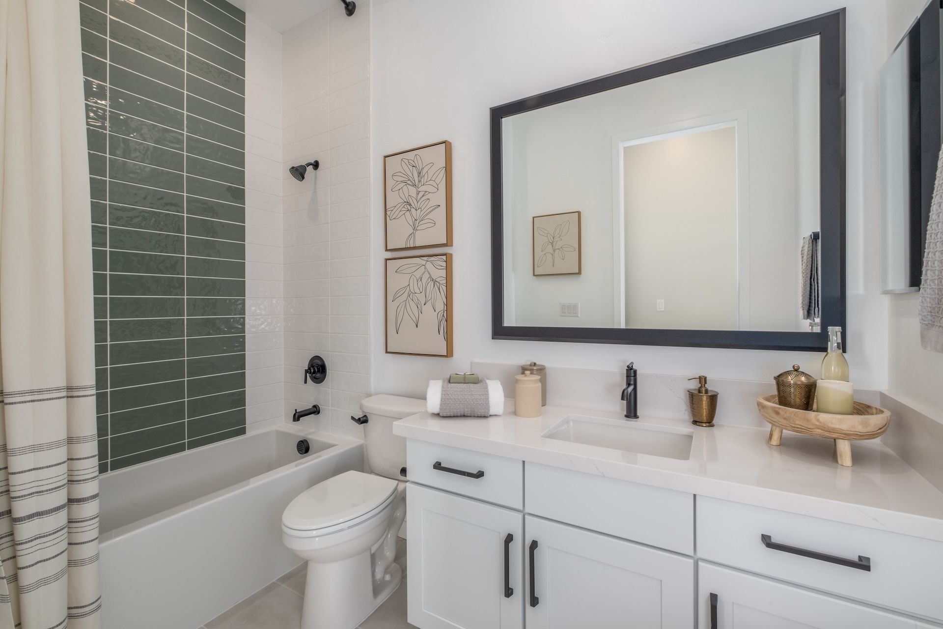 Secondary Bath