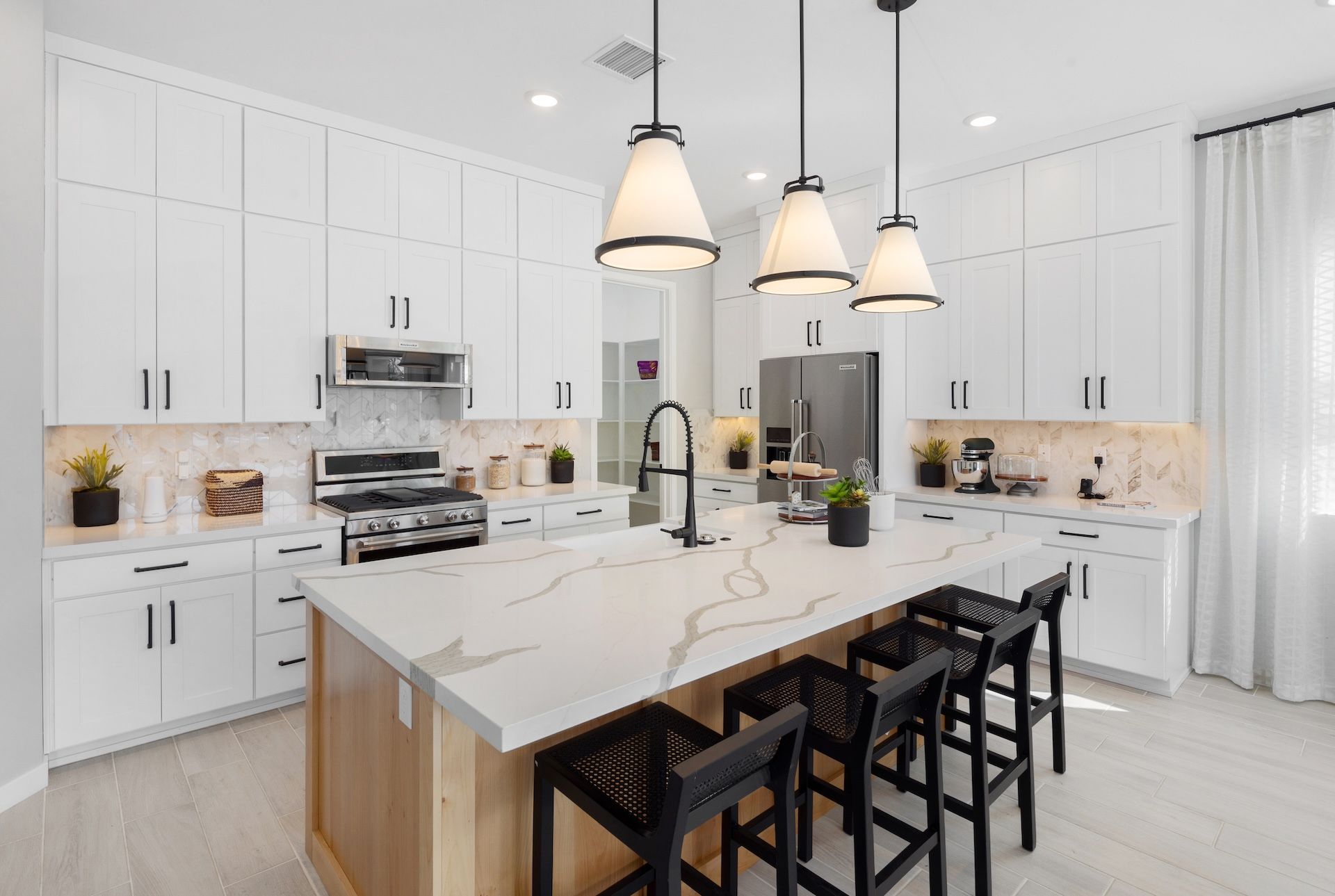 Plan 1 Kitchen With Extended Upper Cabinets & Walk-In Pantry