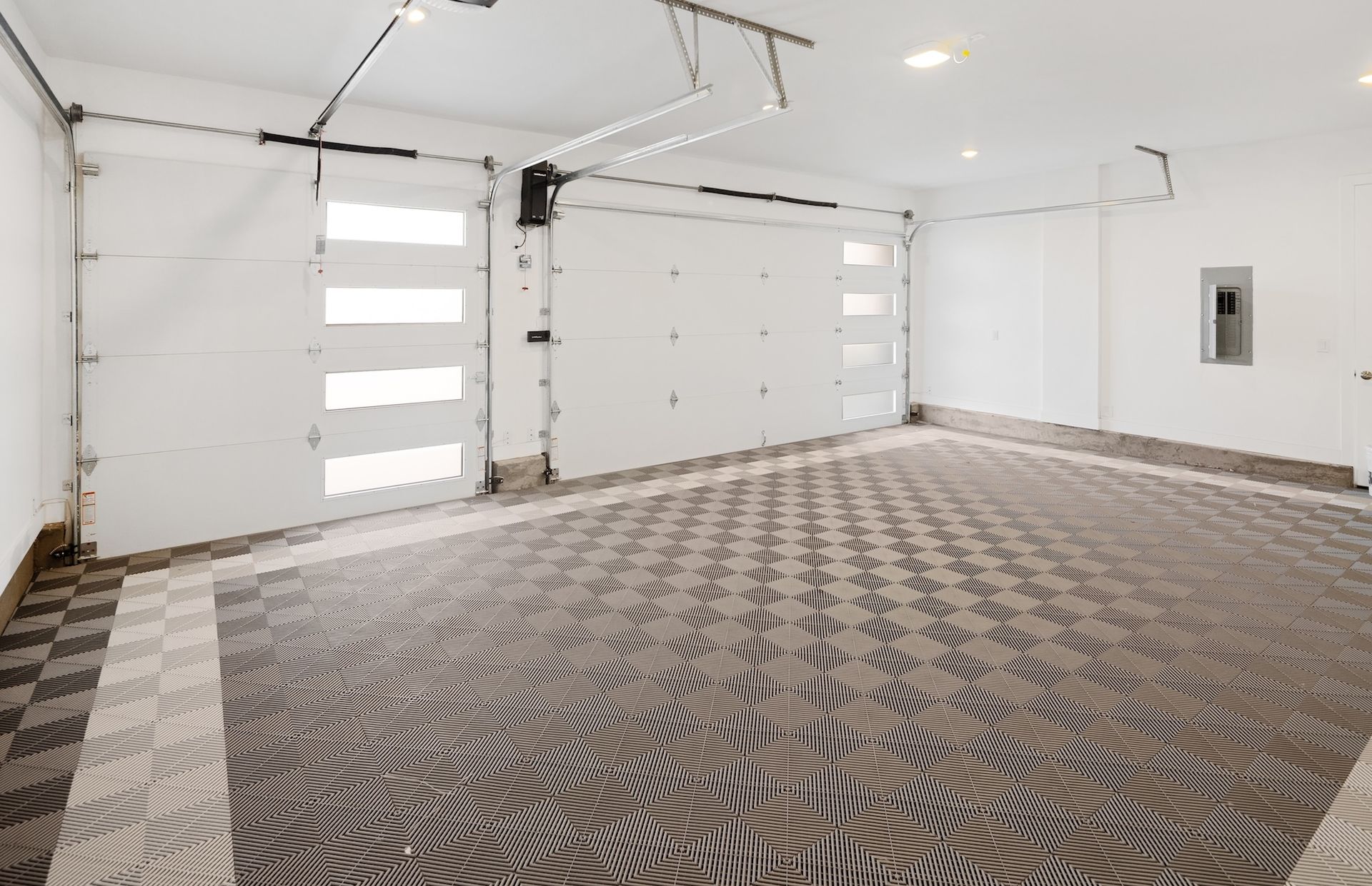 3-Car Garage