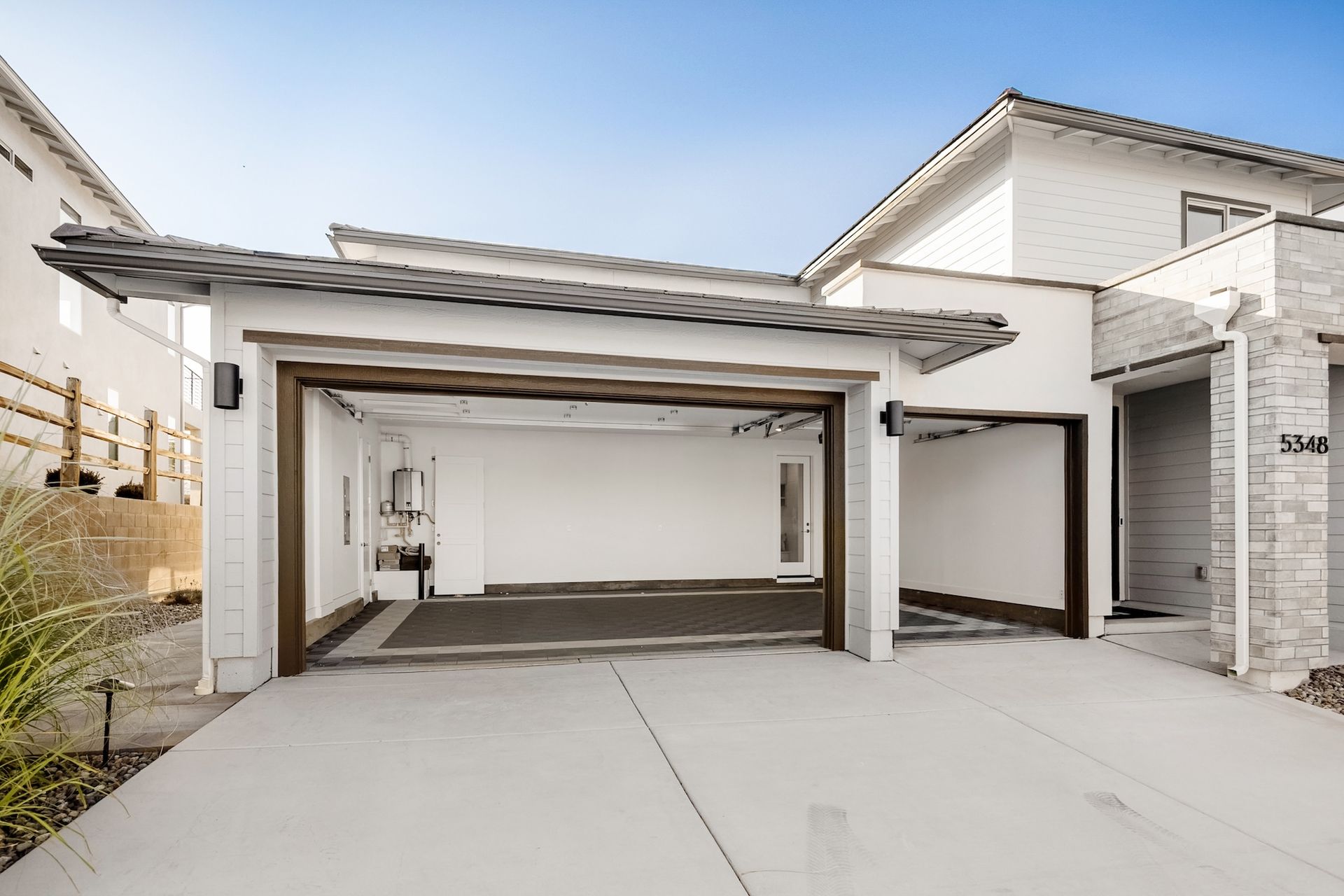 3-Car Garage