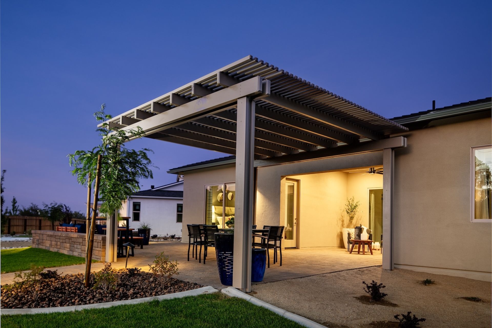 Outdoor Living & Backyard