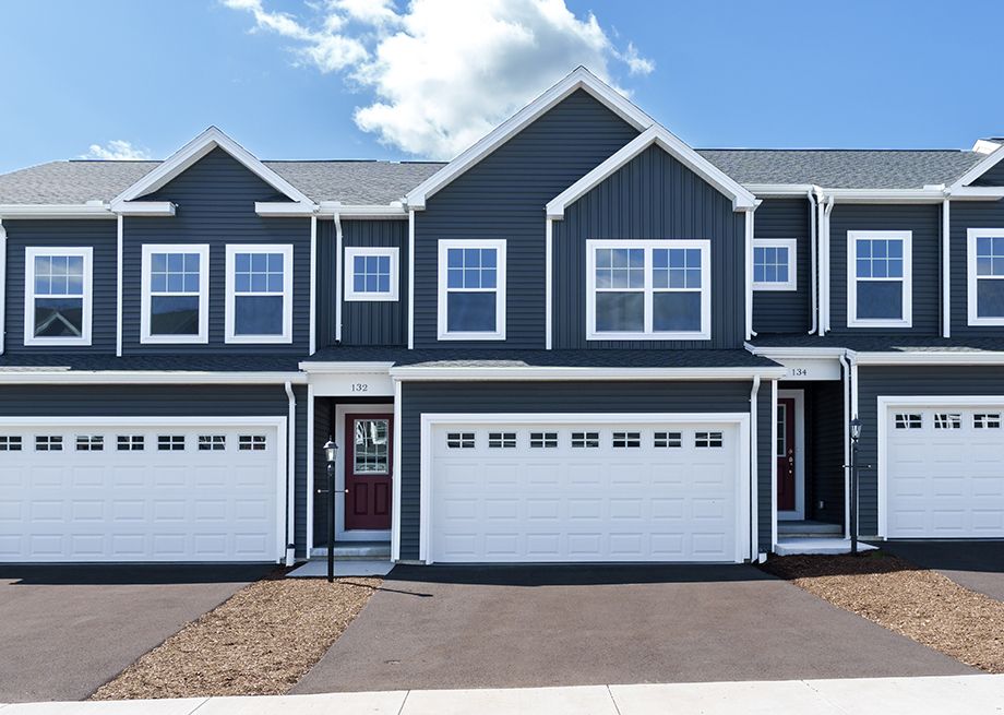 132 Dolomite Drive (Woodfield)