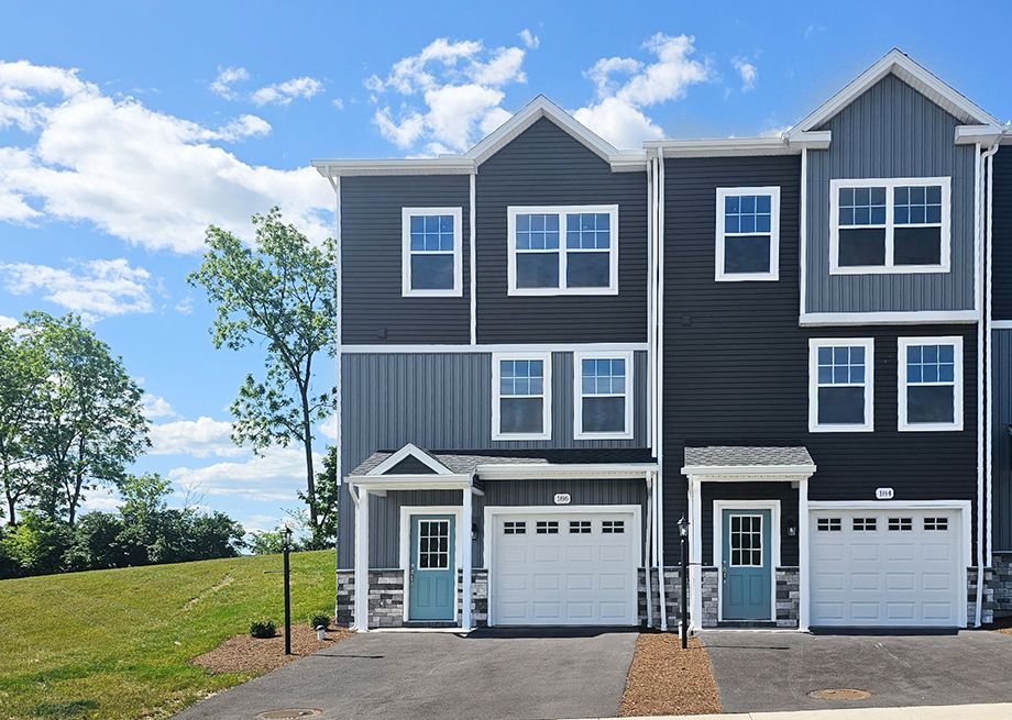 Redfield - Steeplechase Townhomes: Pleasant Gap, Pennsylvania - S&A Homes