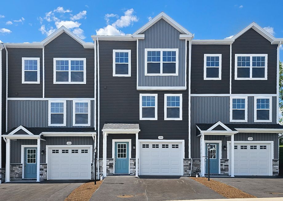 Redfield - Steeplechase Townhomes: Pleasant Gap, Pennsylvania - S&A Homes