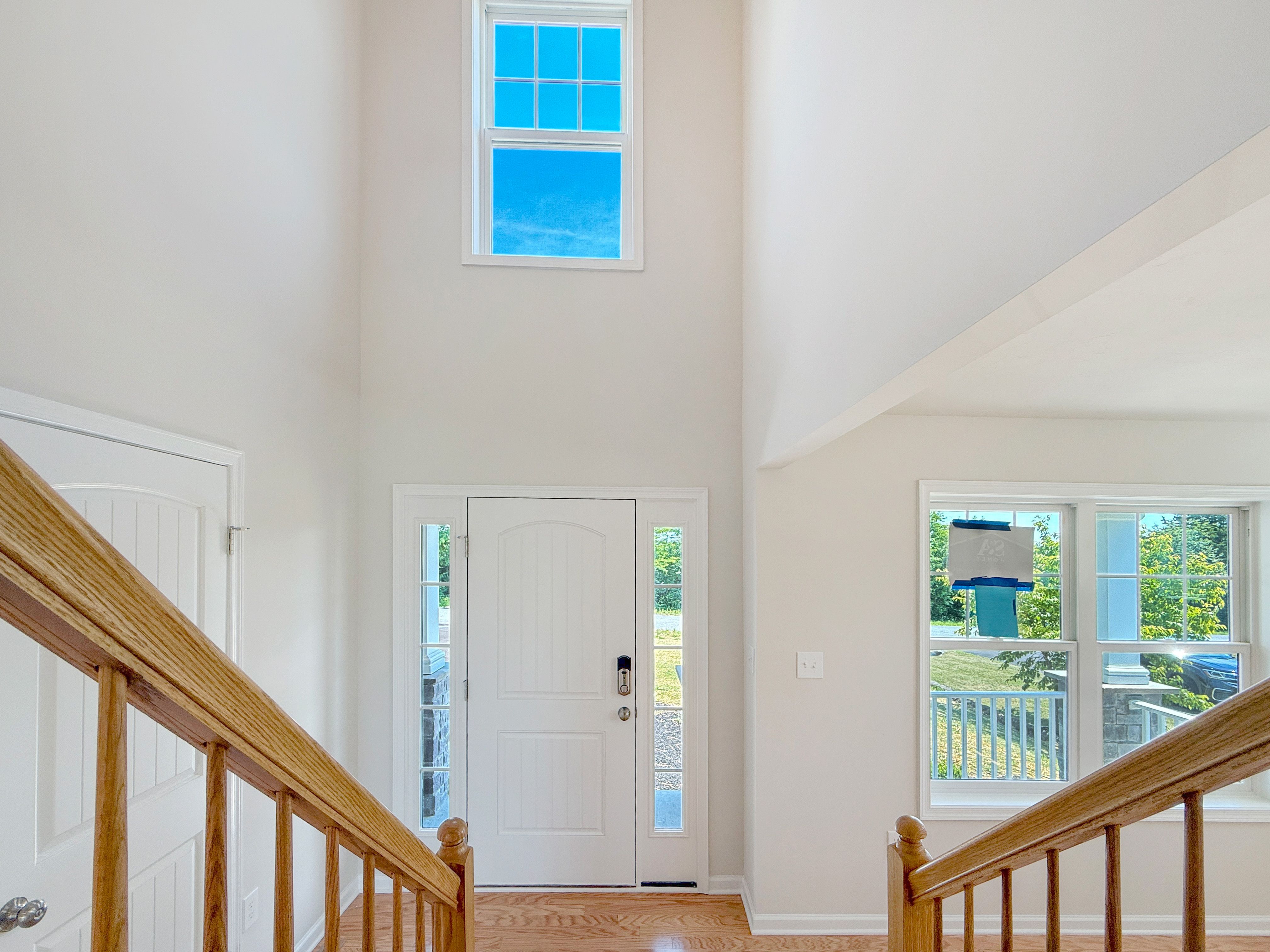 Greenwood C | Open Foyer