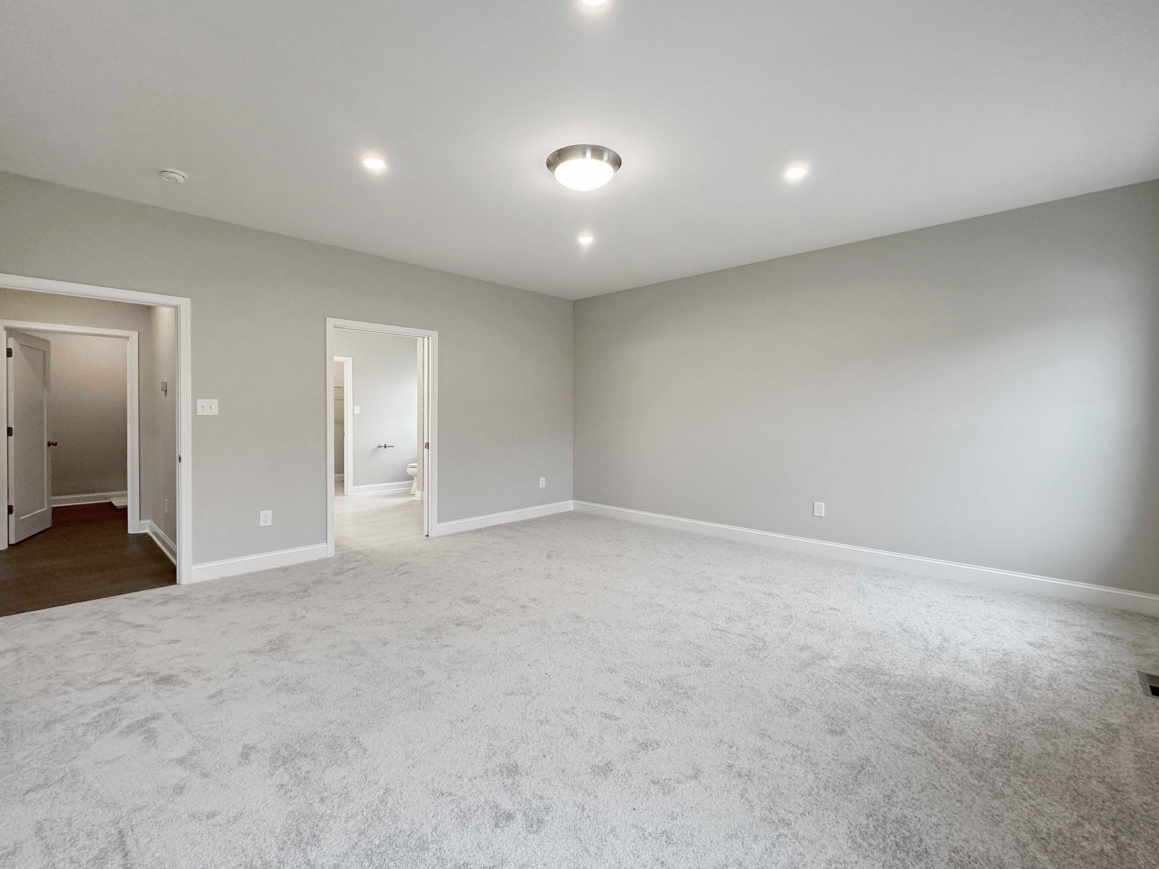 Camden-Owners-Bedroom-1
