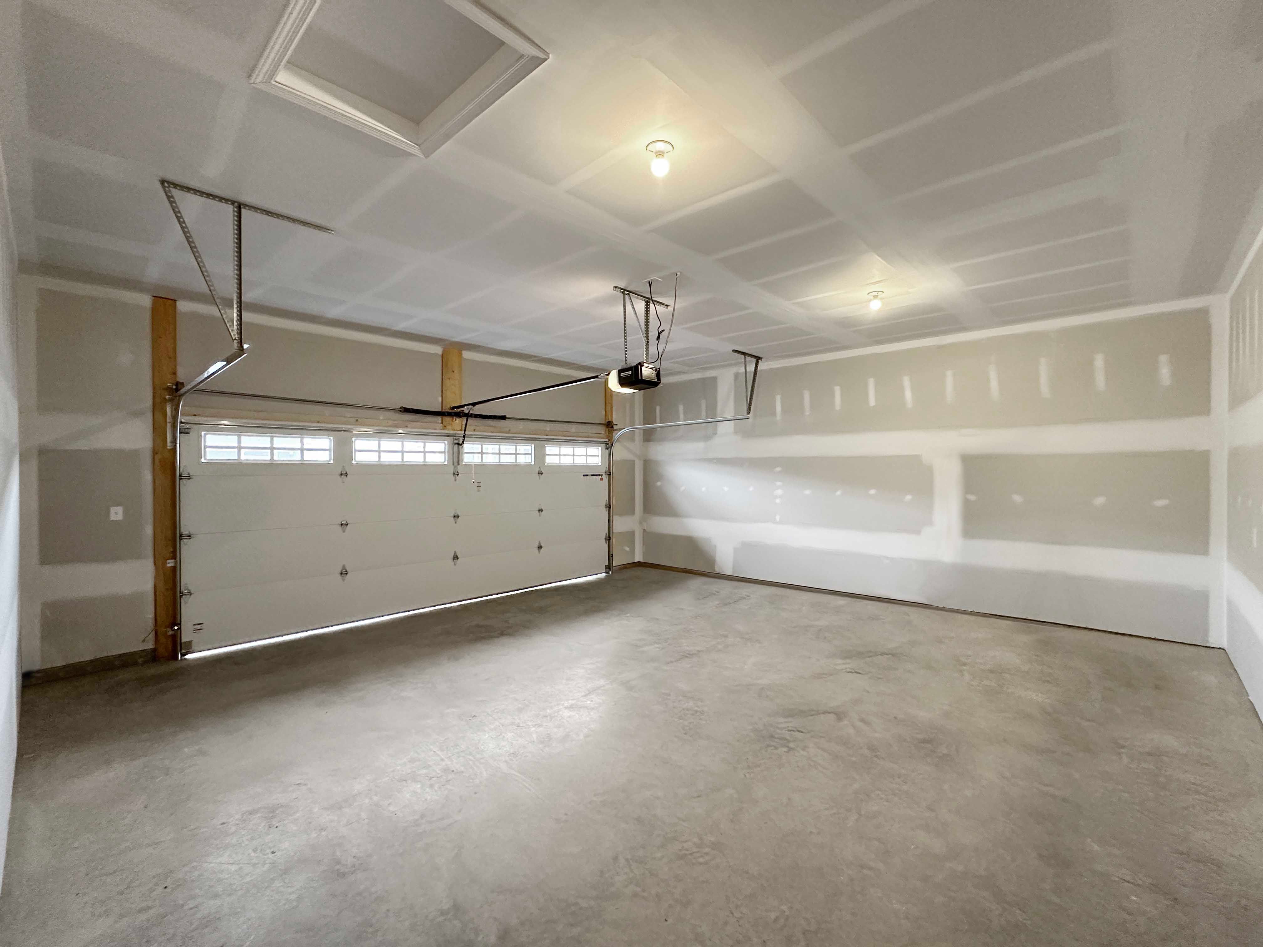 Camden-Garage