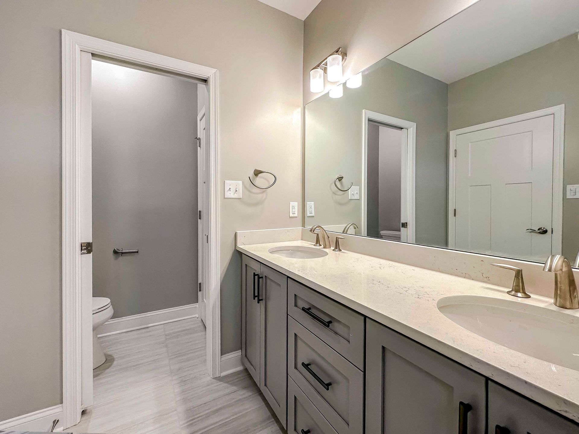 Chatham Owners Bath 1