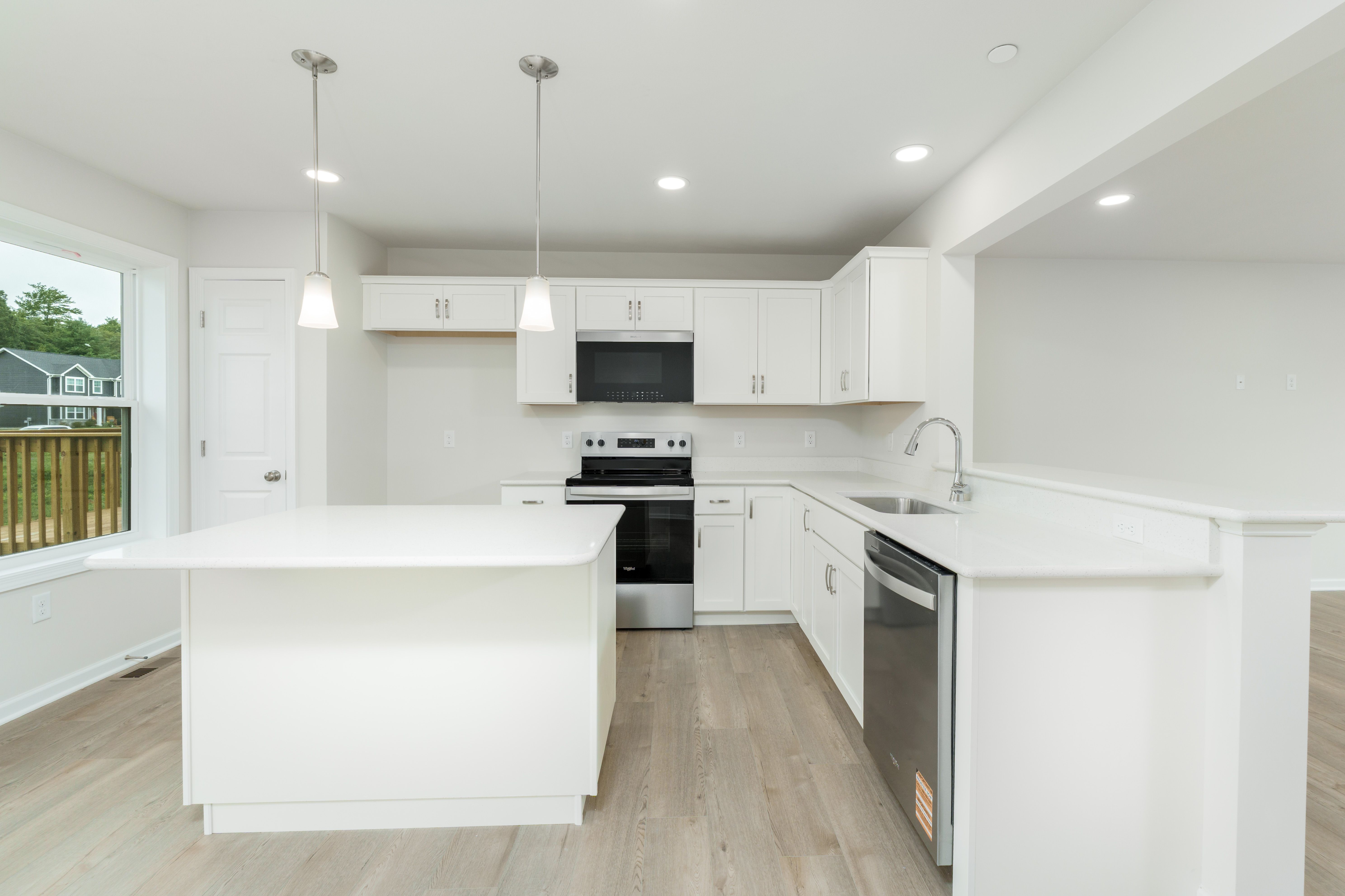 Bradfield-GP157-Kitchen-Dining-1