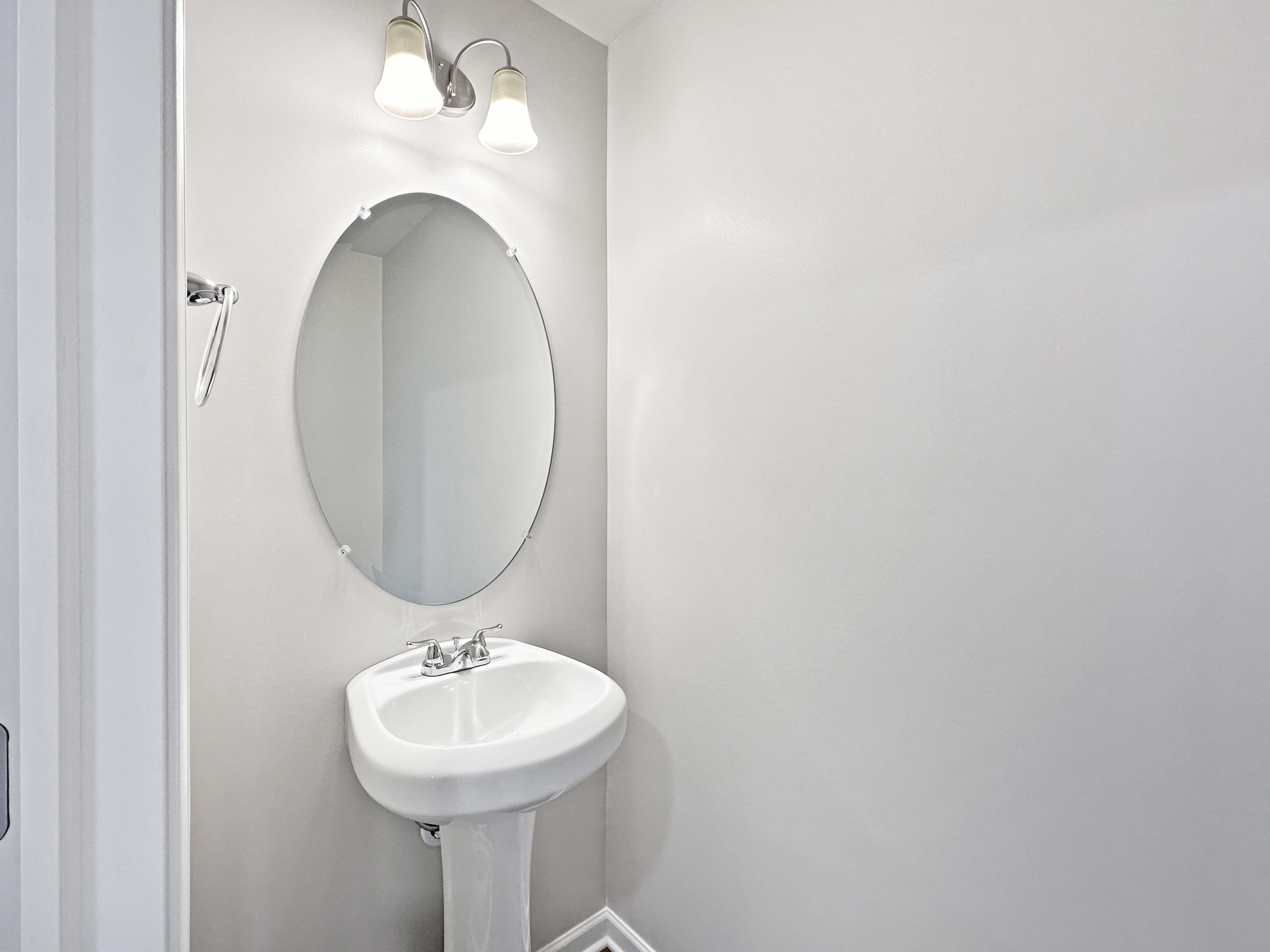 Redfield-Powder-Room