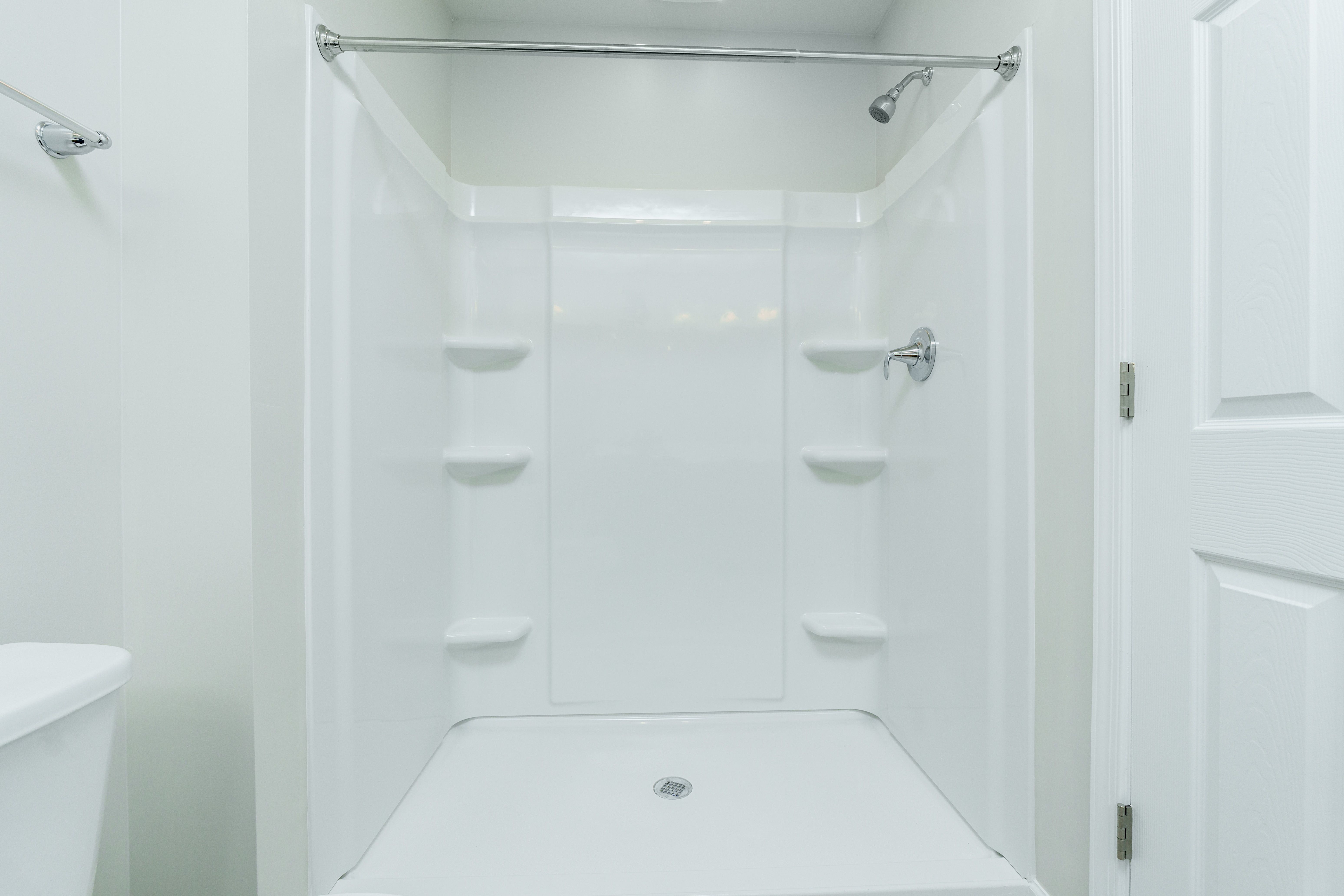Bradfield-GP157-Owners-Bath-2
