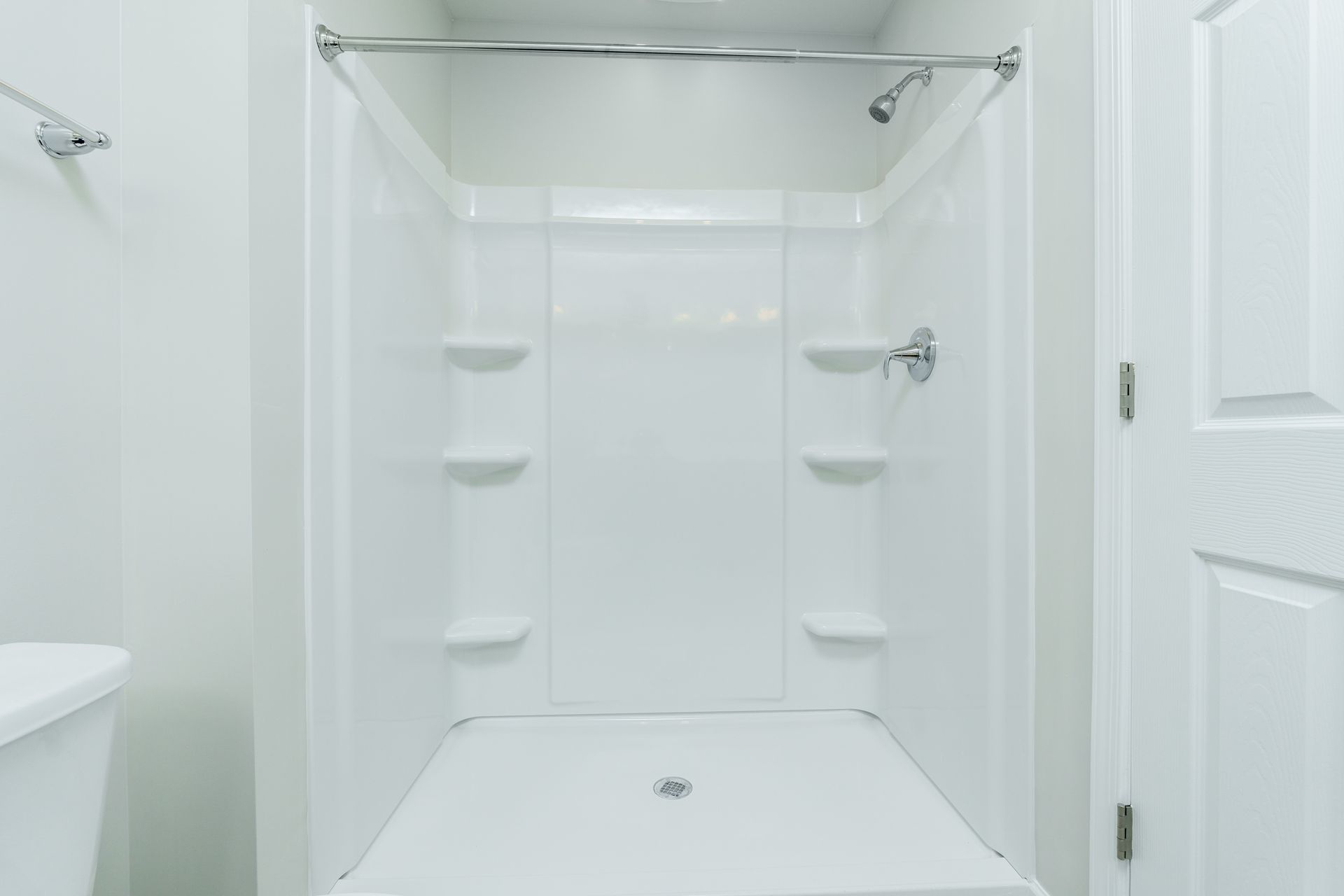 Bradfield-GP157-Owners-Bath-2