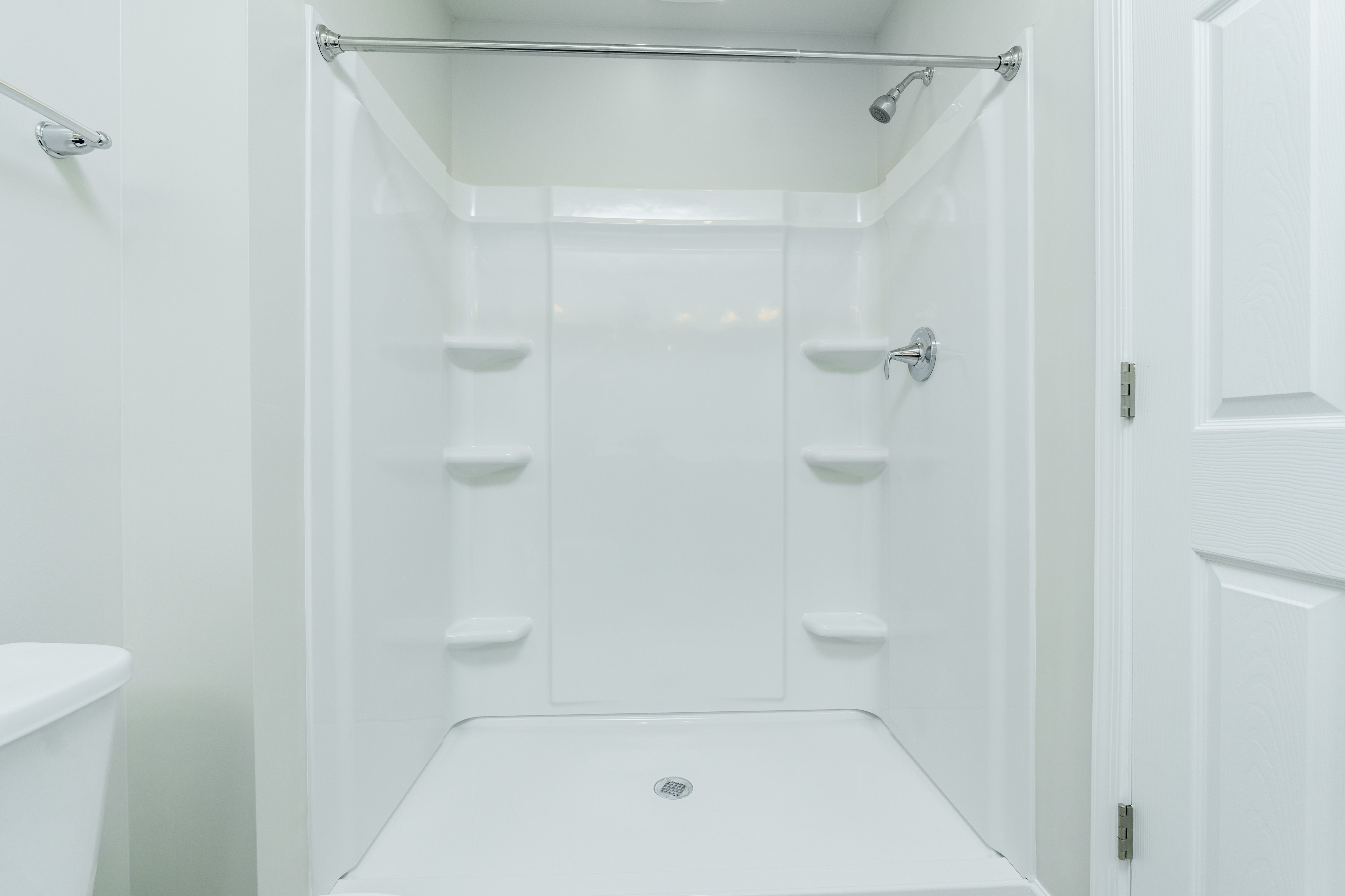 Bradfield-GP157-Owners-Bath-2