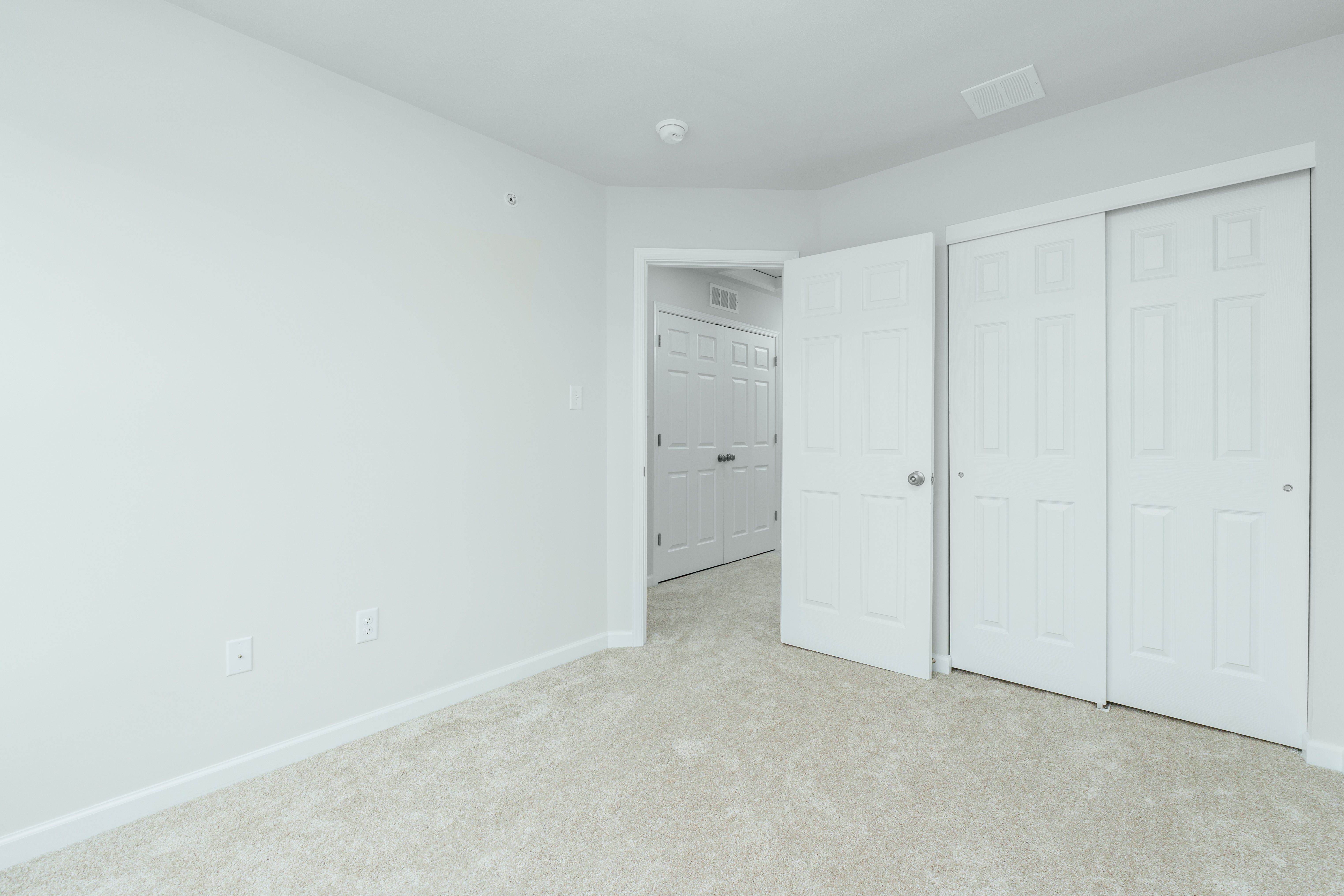 Bradfield-GP157-Bedroom-2-2