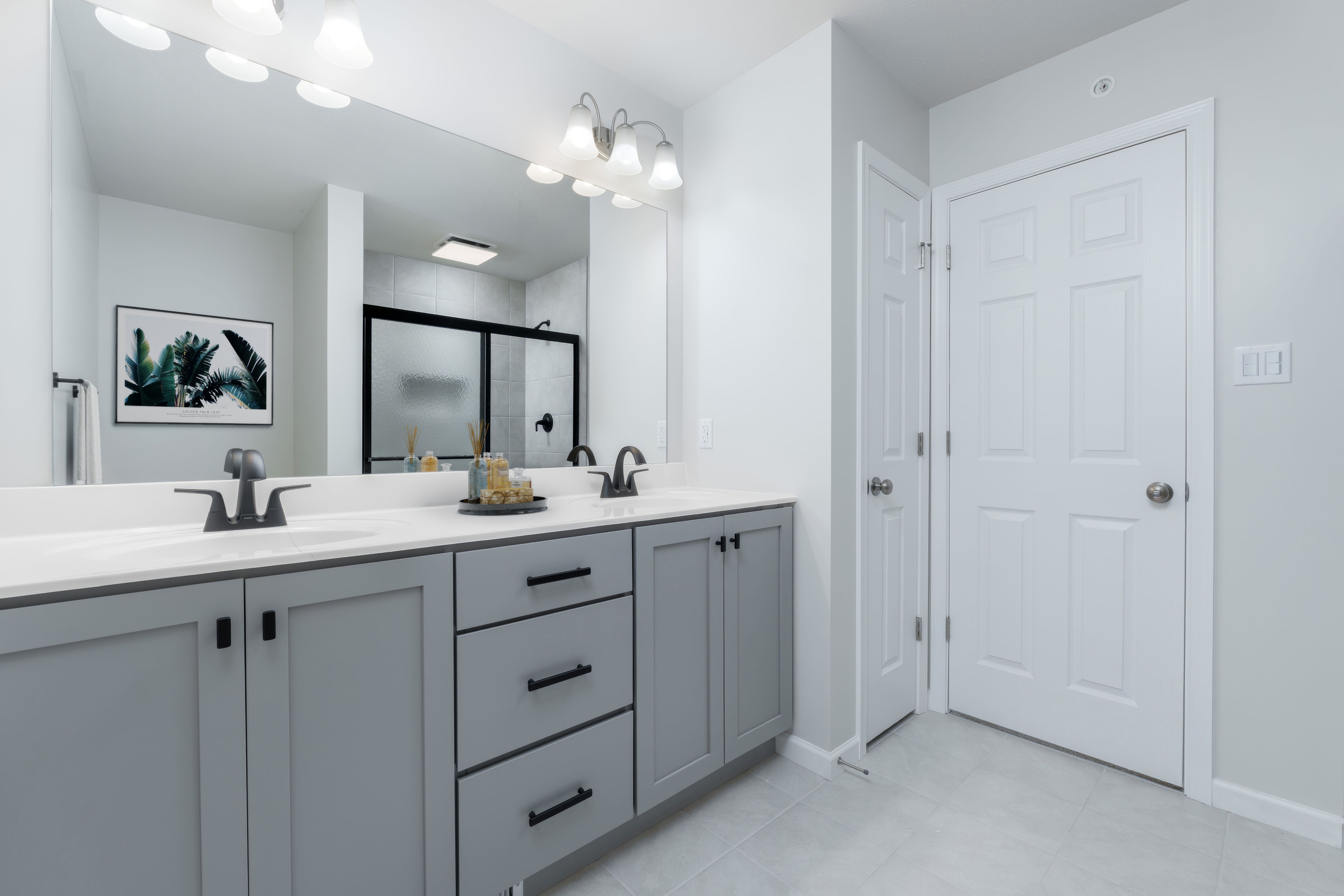 Woodfield-GP127-Owner-Bath-VS