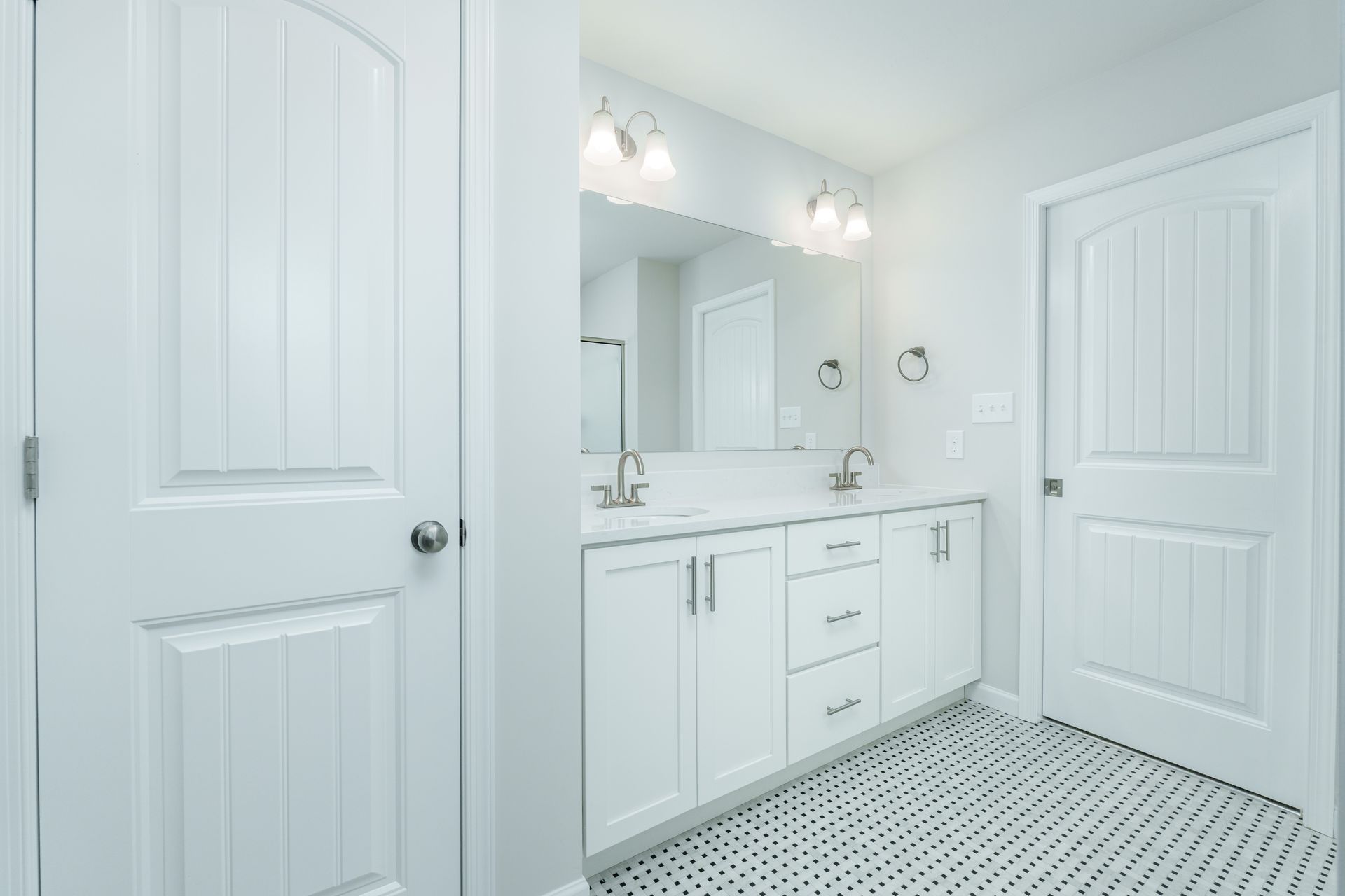 Rockford-C-DF58-Owners-Bath-3