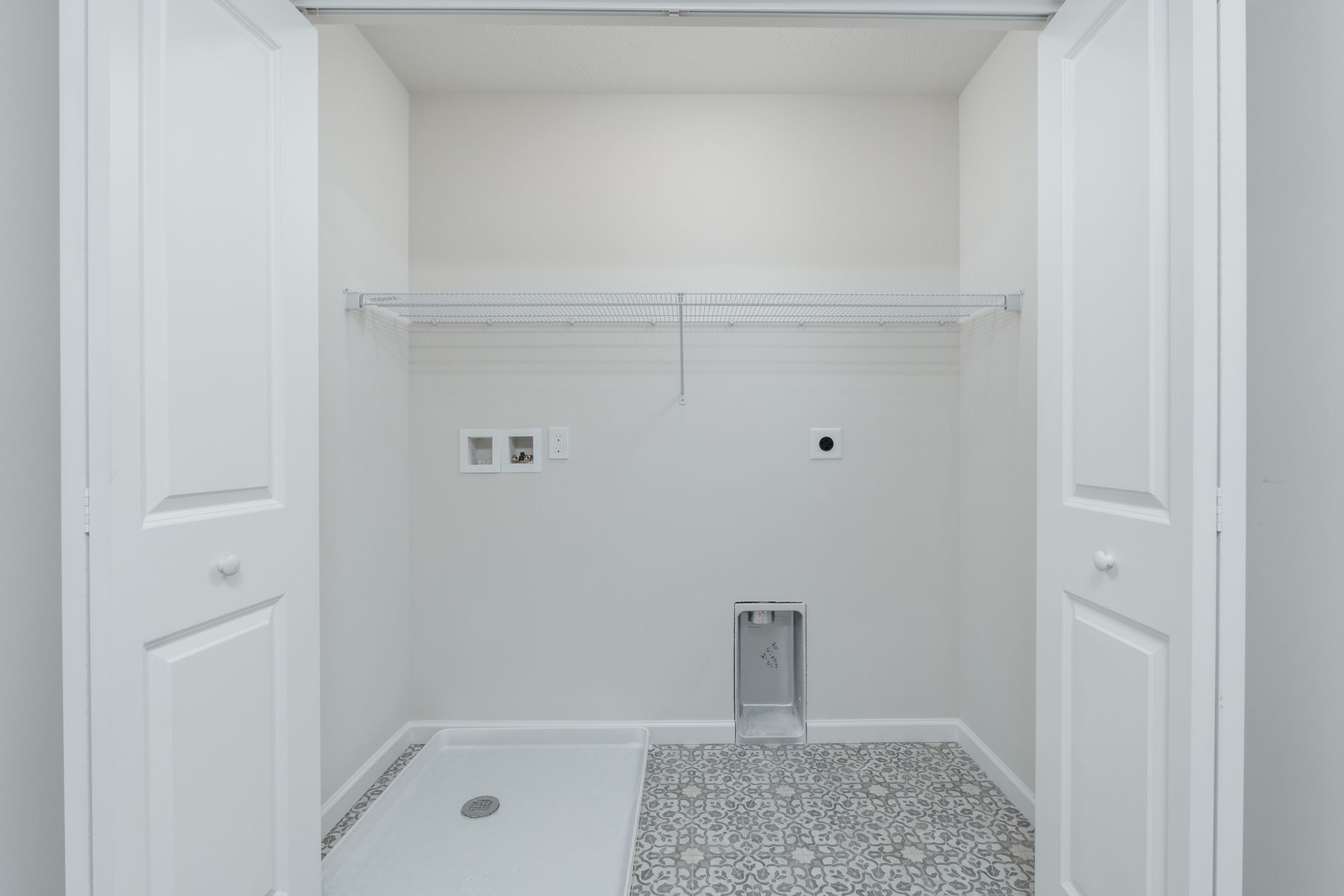 Monroe-B-GP212-Laundry-2