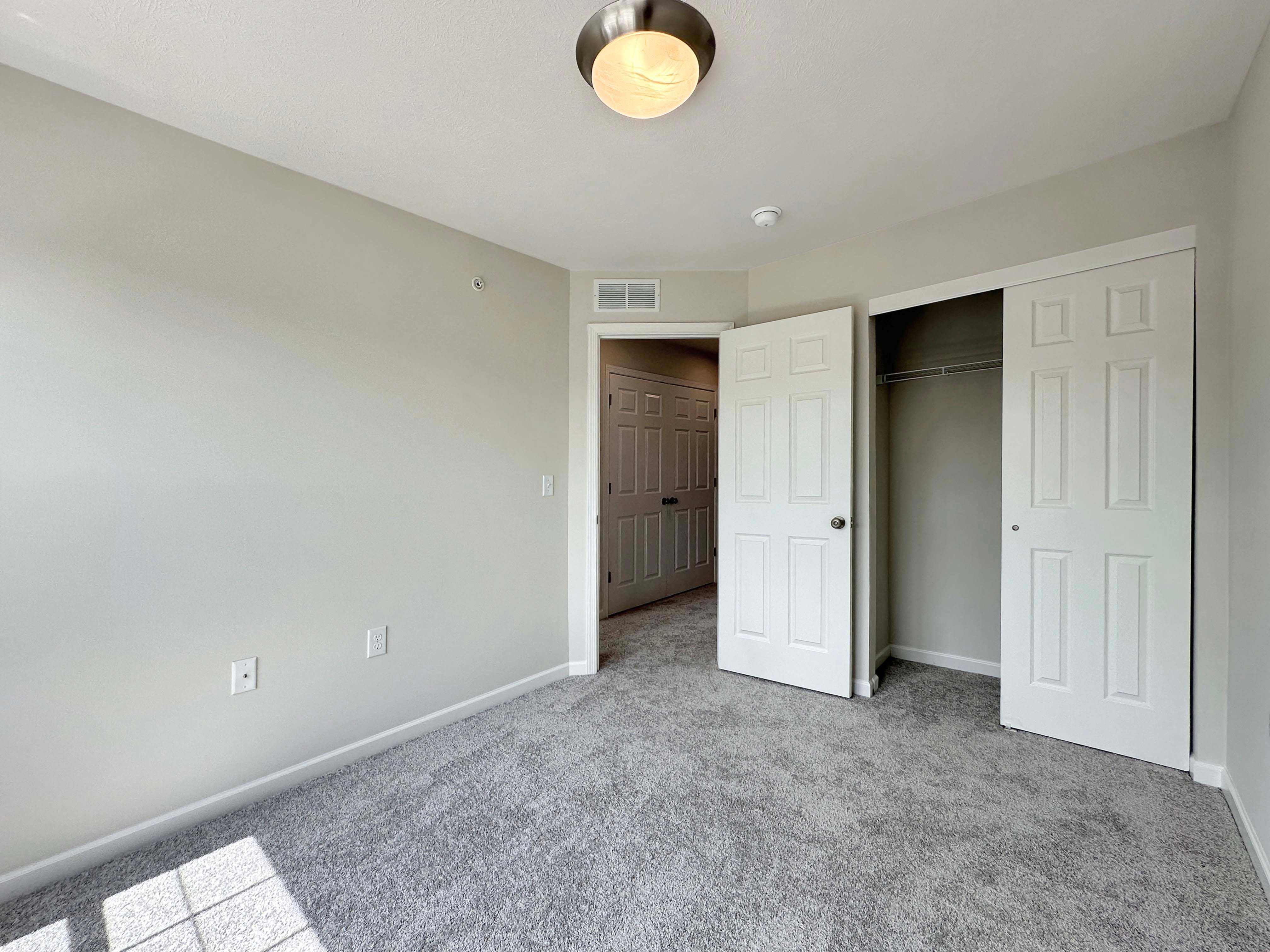 Redfield-Bedroom-2.1