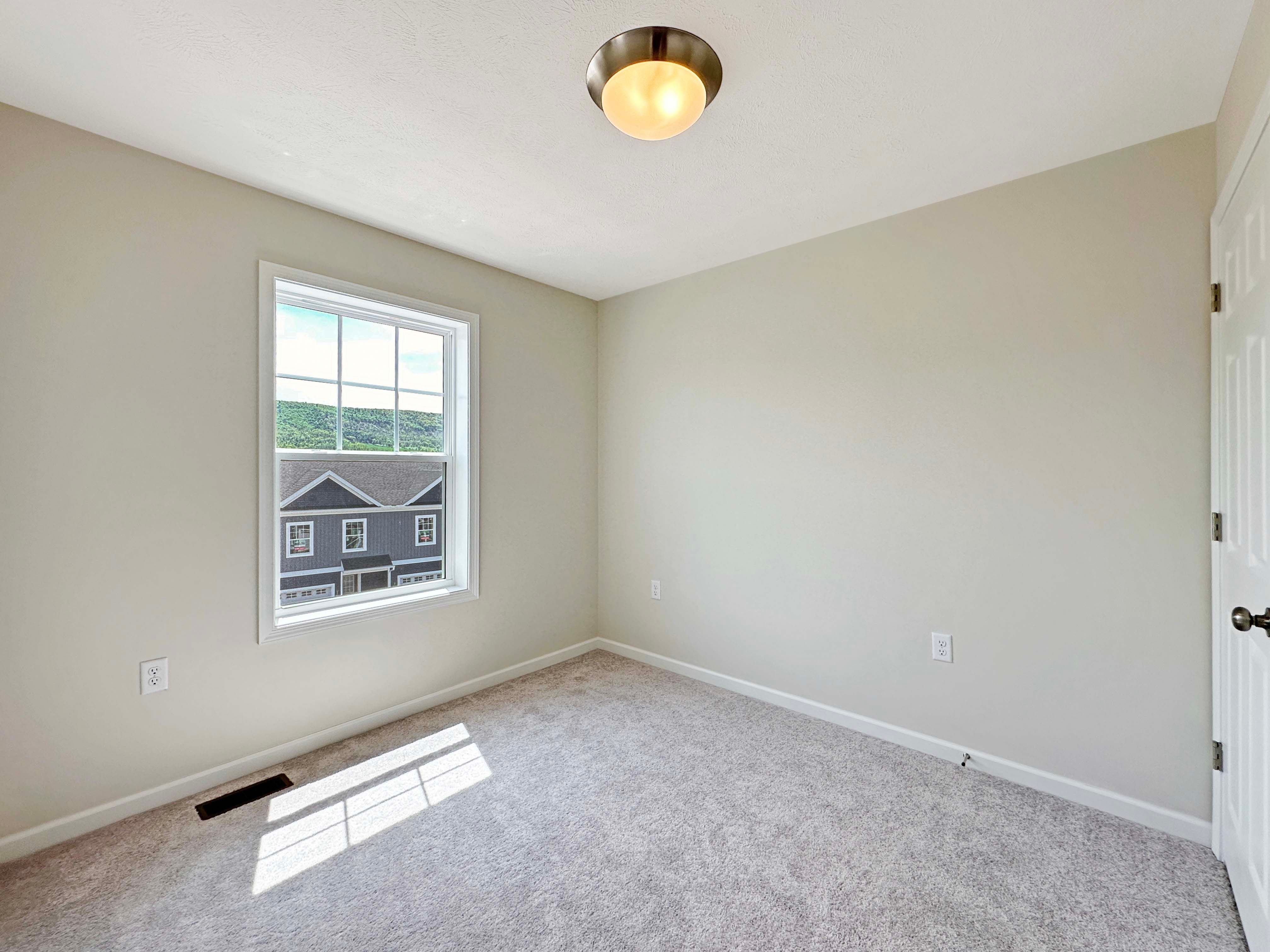 Redfield-Bedroom-3