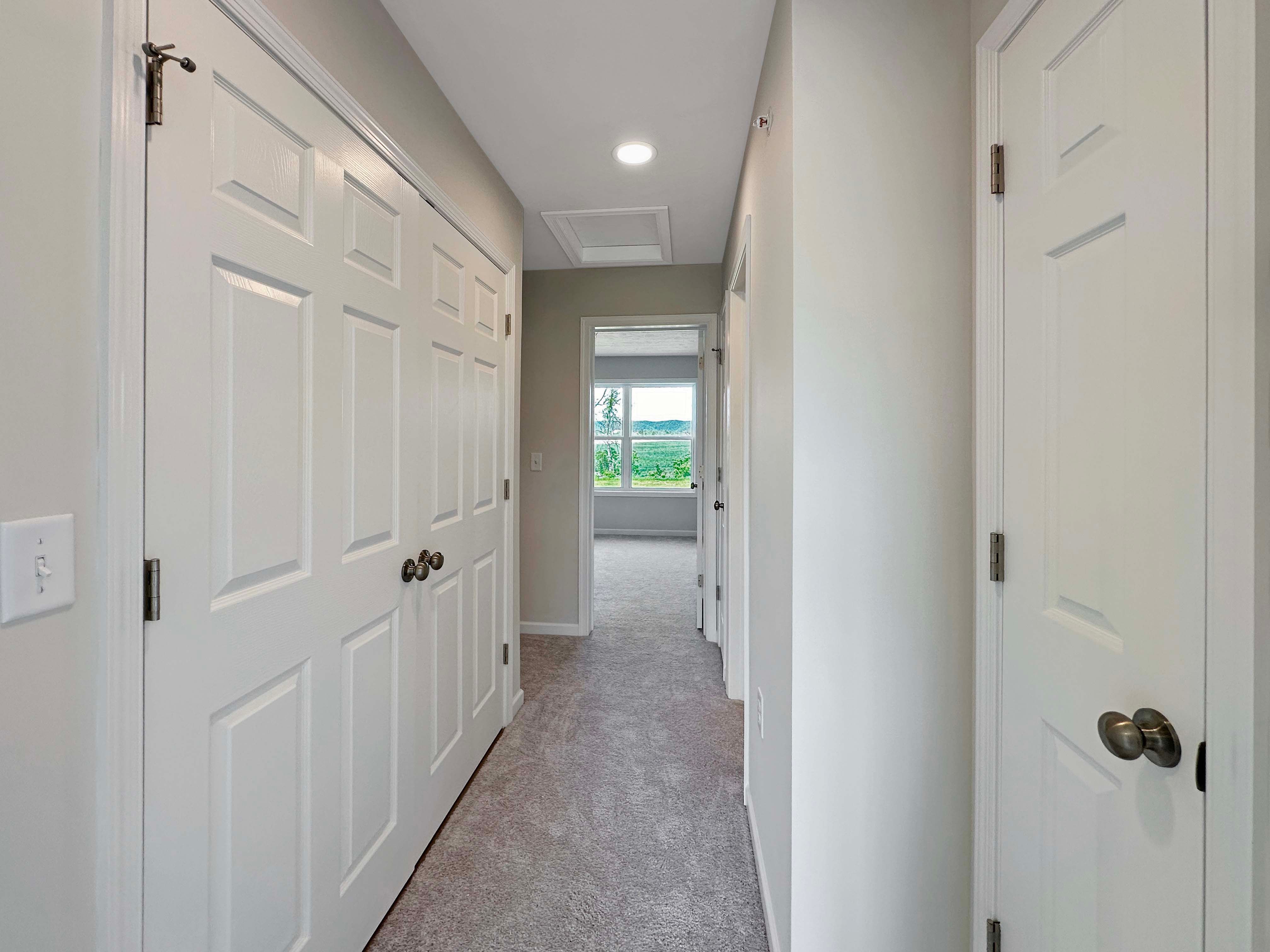 Redfield-Upstairs-Hall