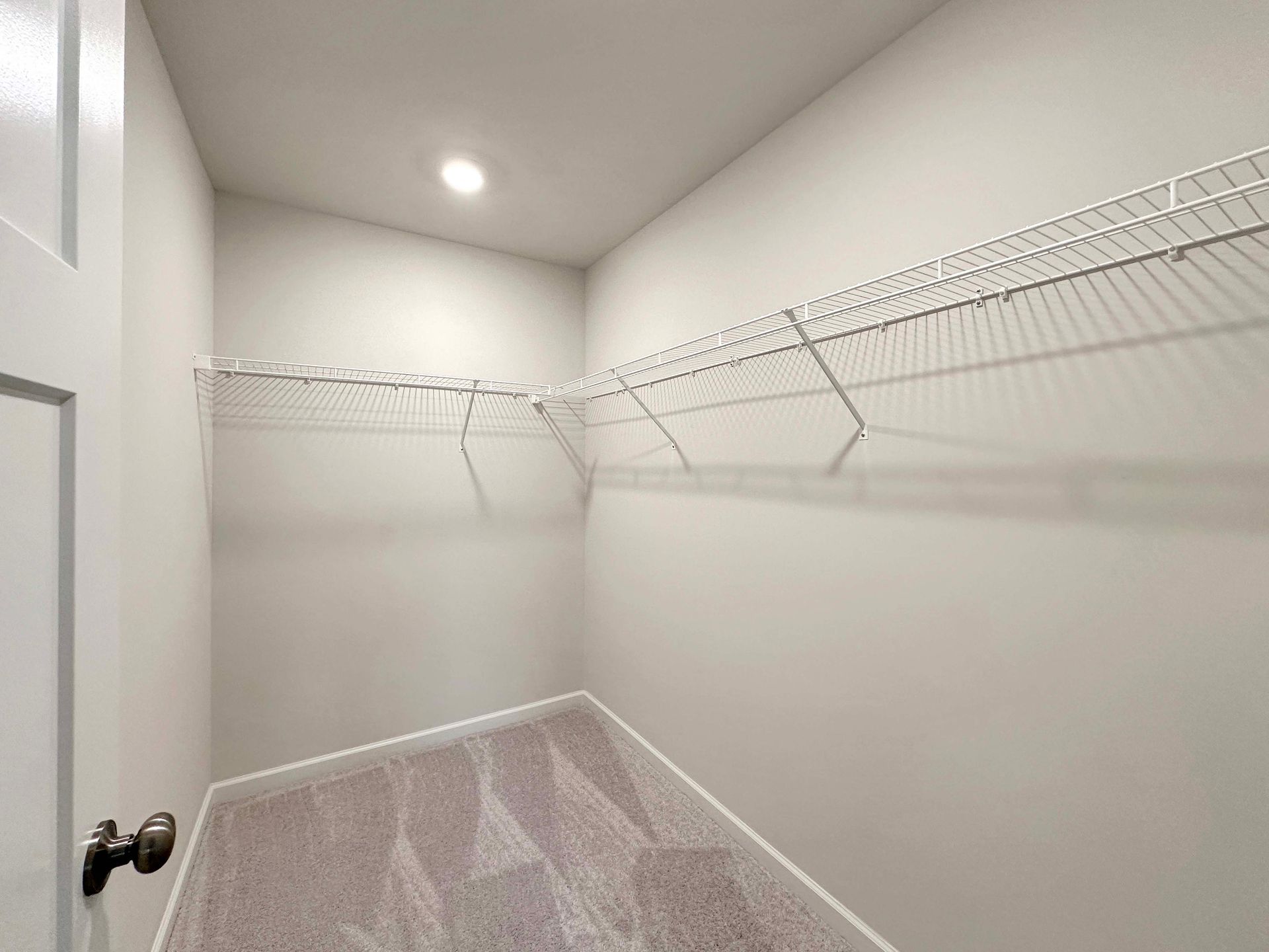 Chamberlain-A-Owners-Bedroom-Closet