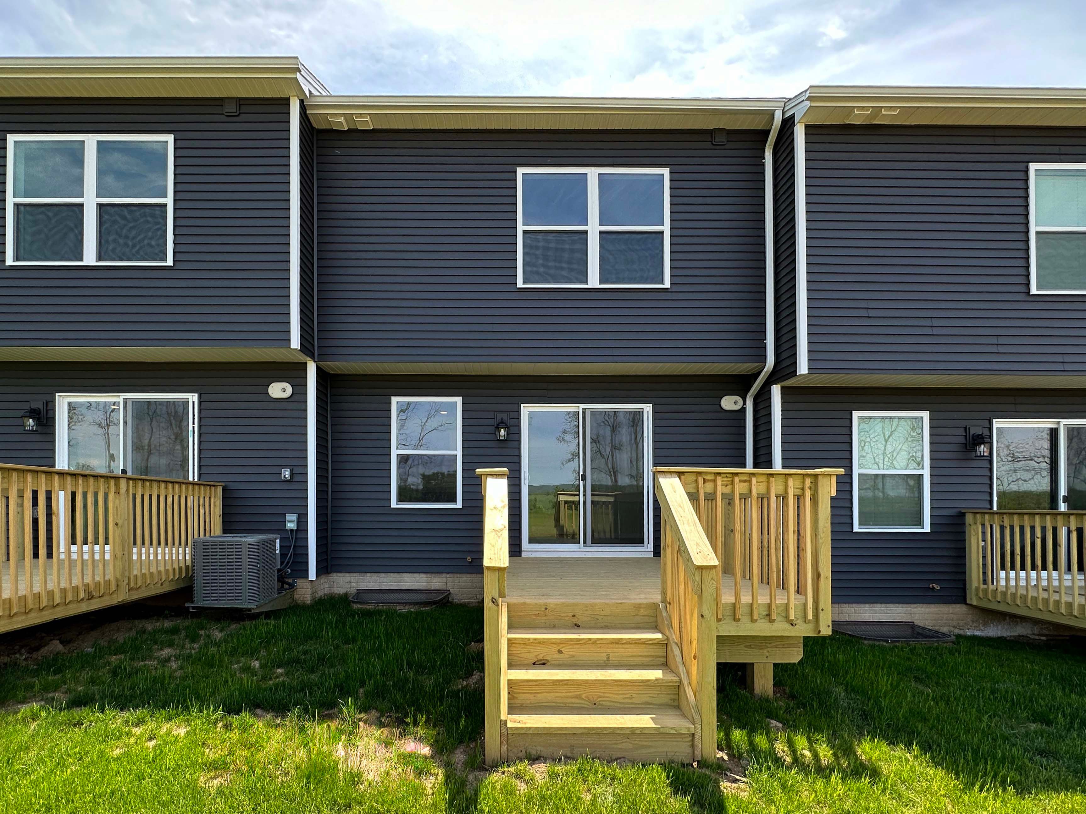 Redfield-Deck-1