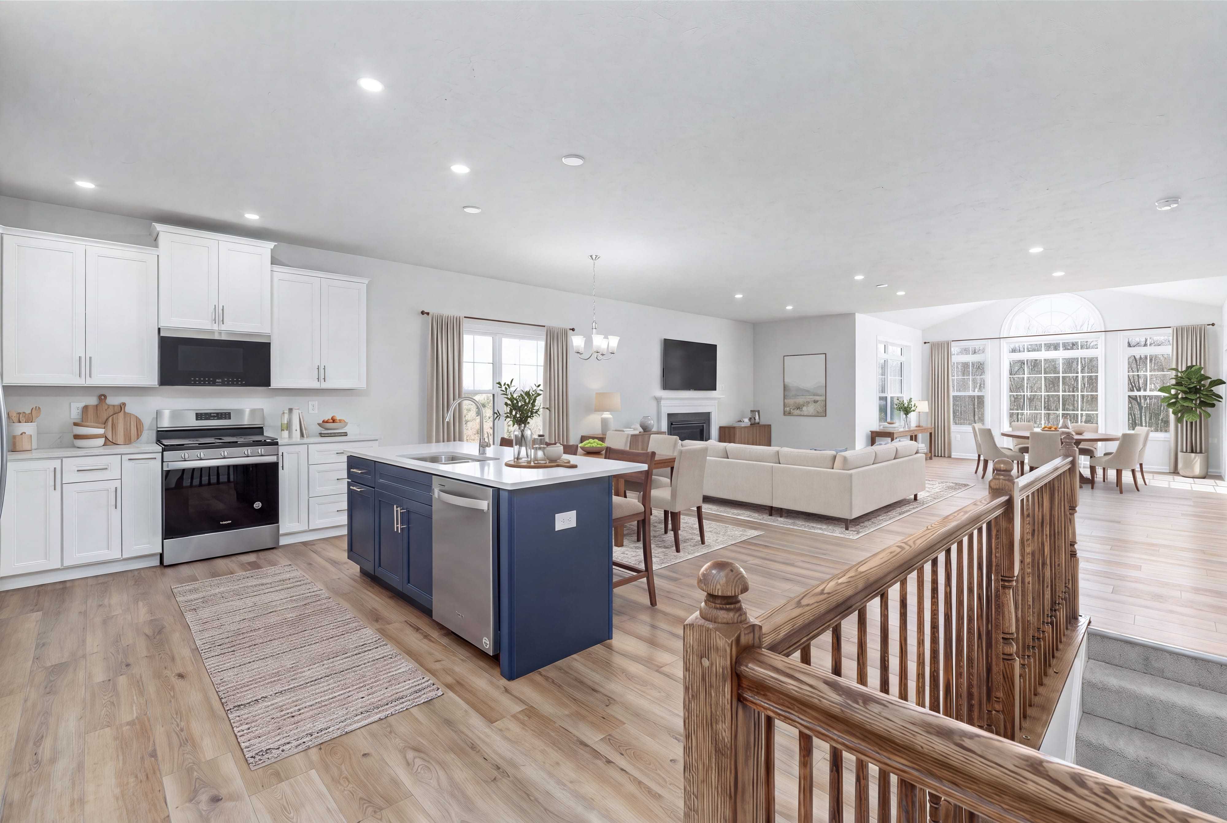 Aspen-C-AV39-VS-Kitchen-Dining-Family-MR-4