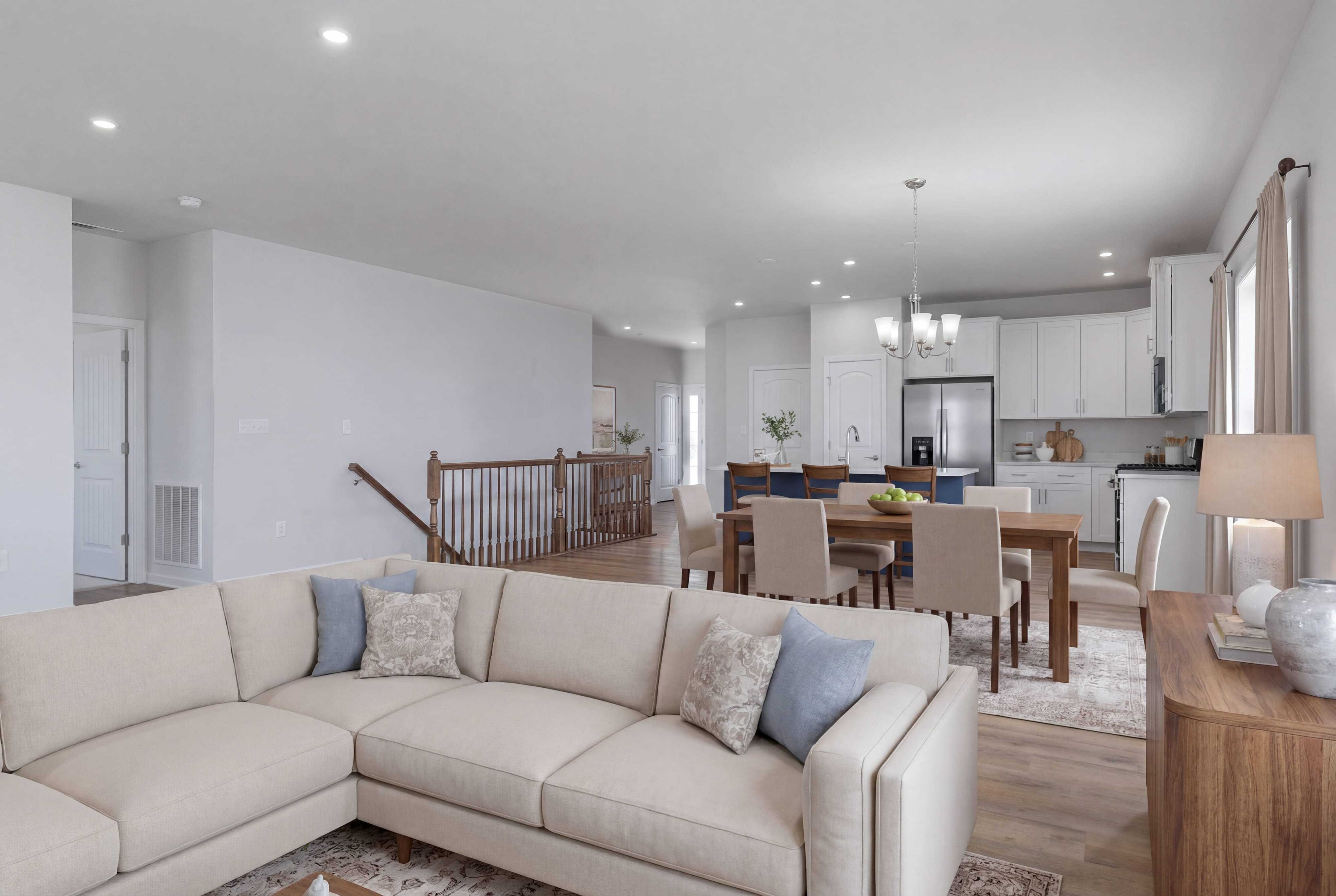 Aspen-C-AV39-VS-Kitchen-Dining-Family-MR-2