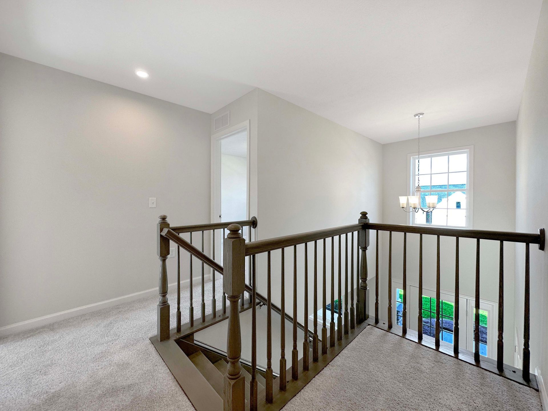 Greenwood-C-Foyer-Upstairs-Hall