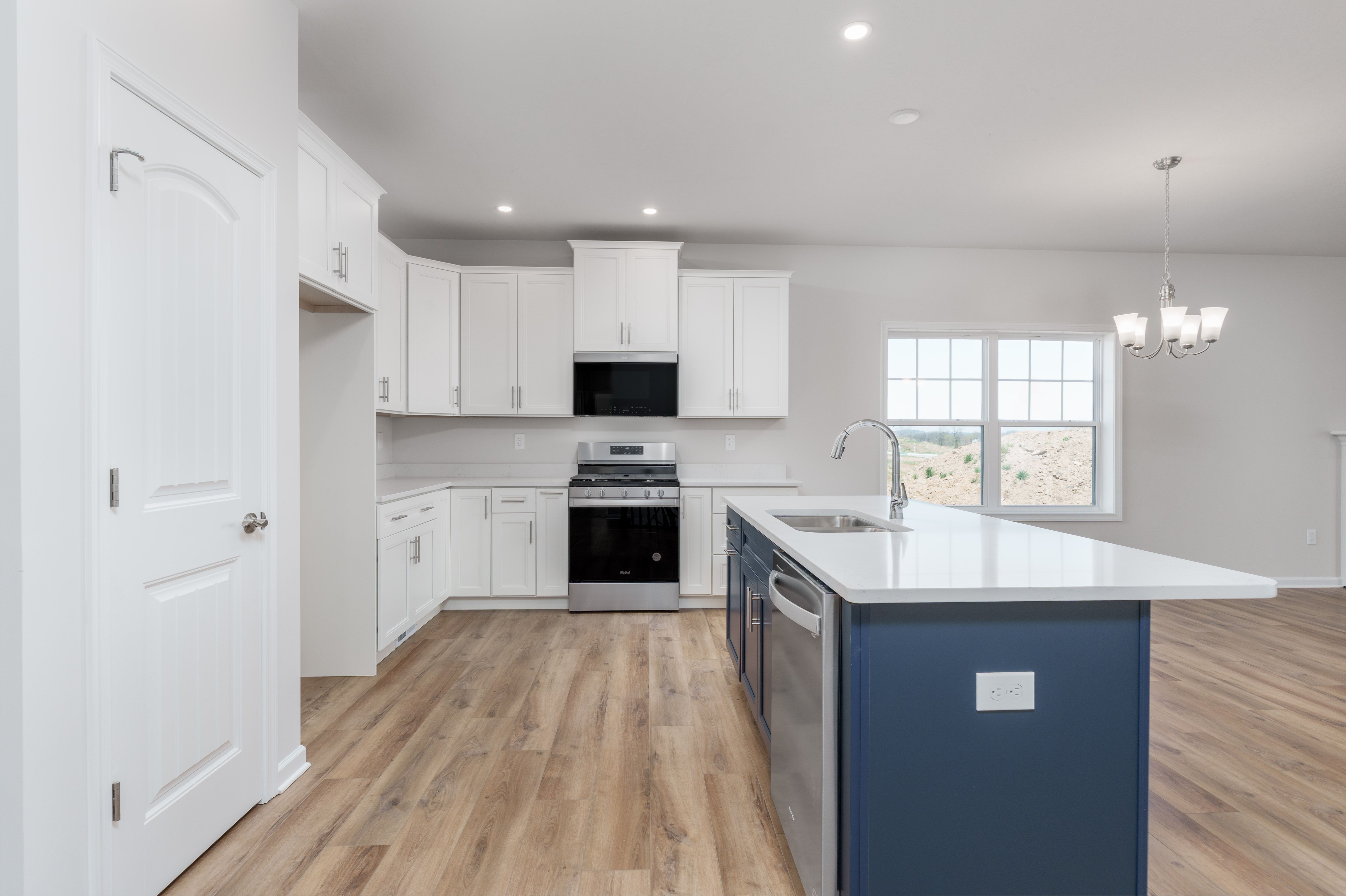 Aspen-C-AV39-Kitchen-2