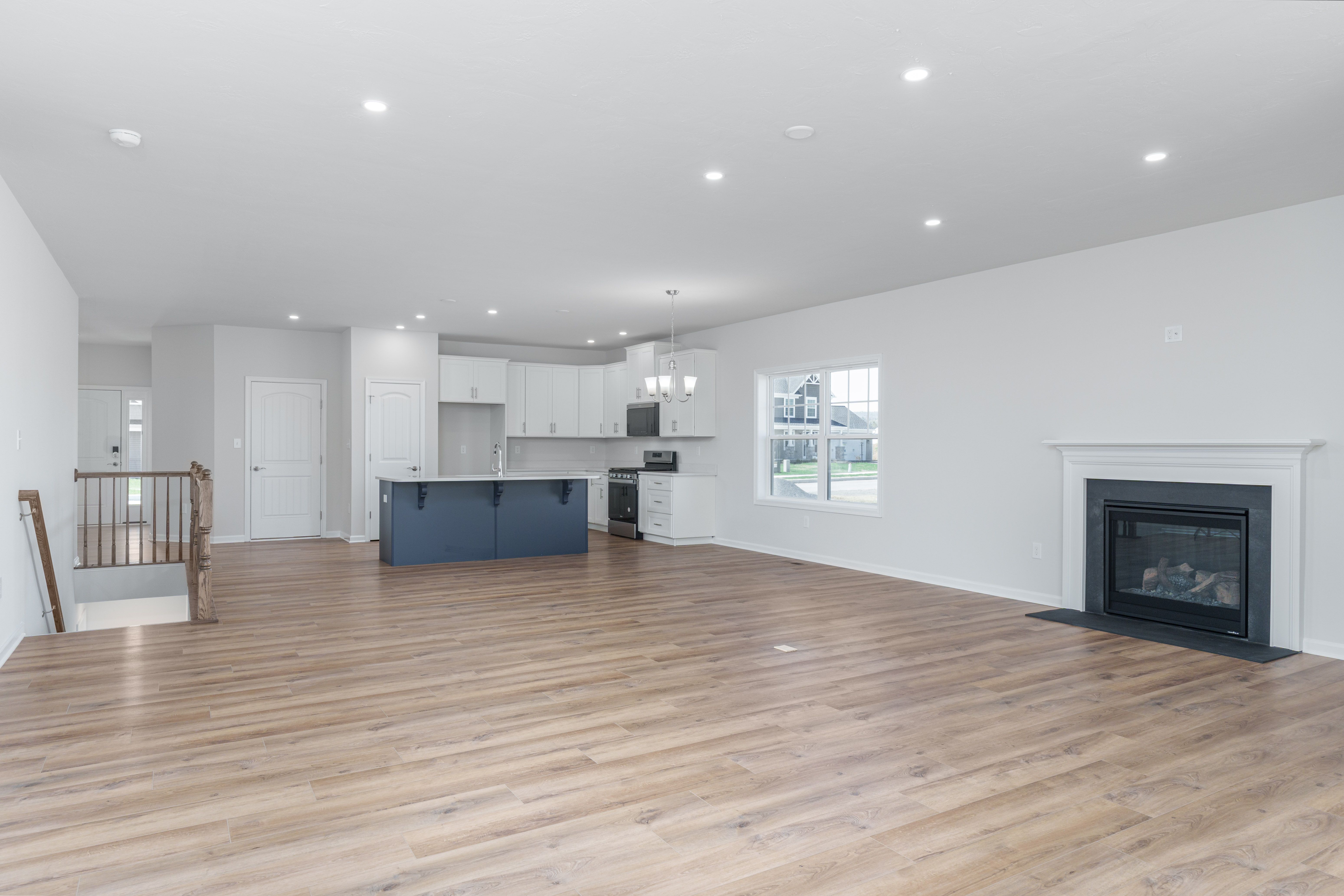 Aspen-C-AV39-Family-Room-1
