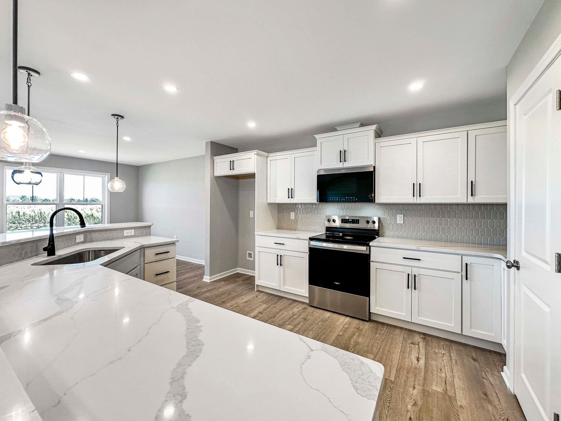 Hampton-B-Kitchen-1