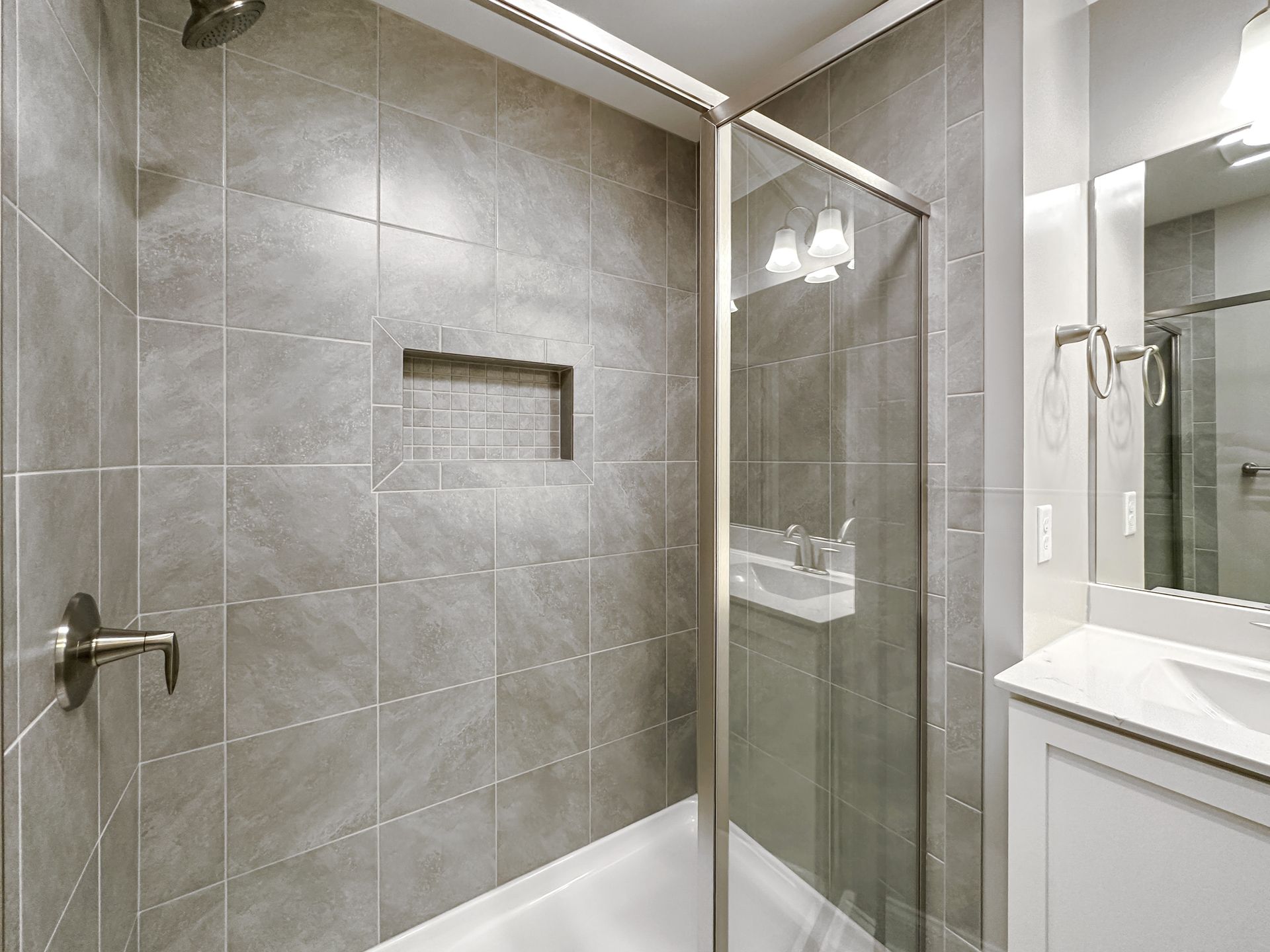 Fairmont-B-Owners-Bath-3