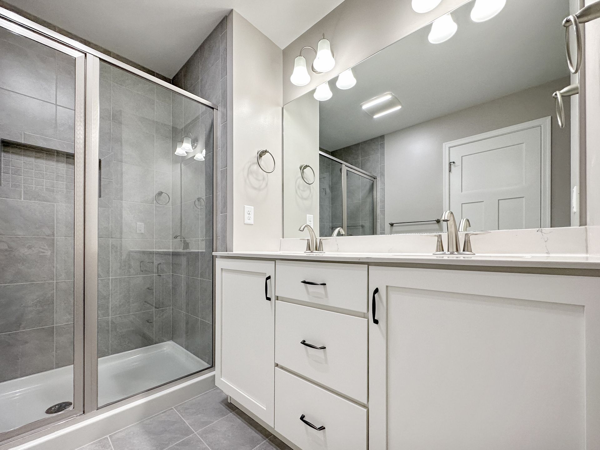 Fairmont-B-Owners-Bath-5