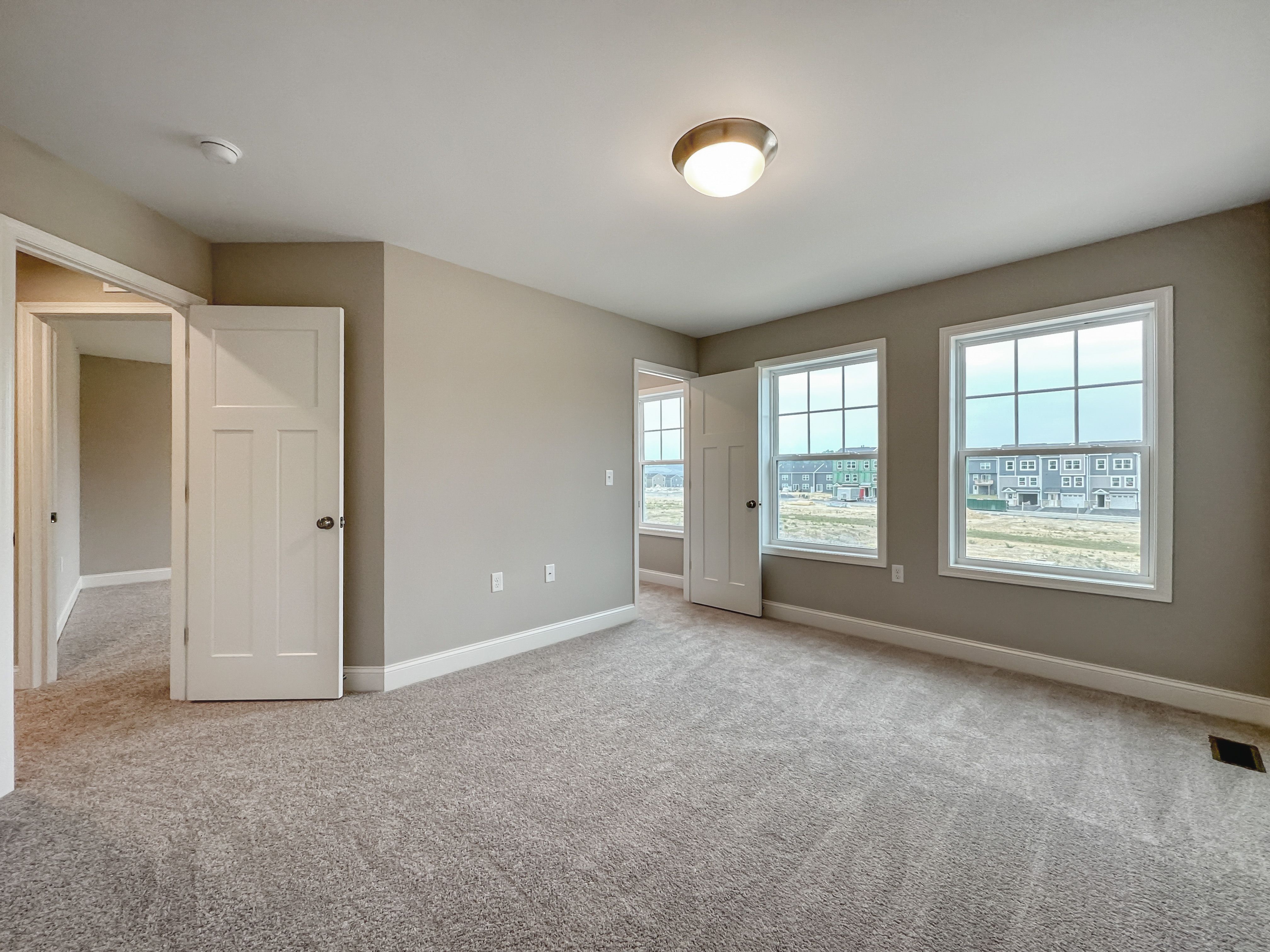 Fairmont-B-Bedroom-3-4