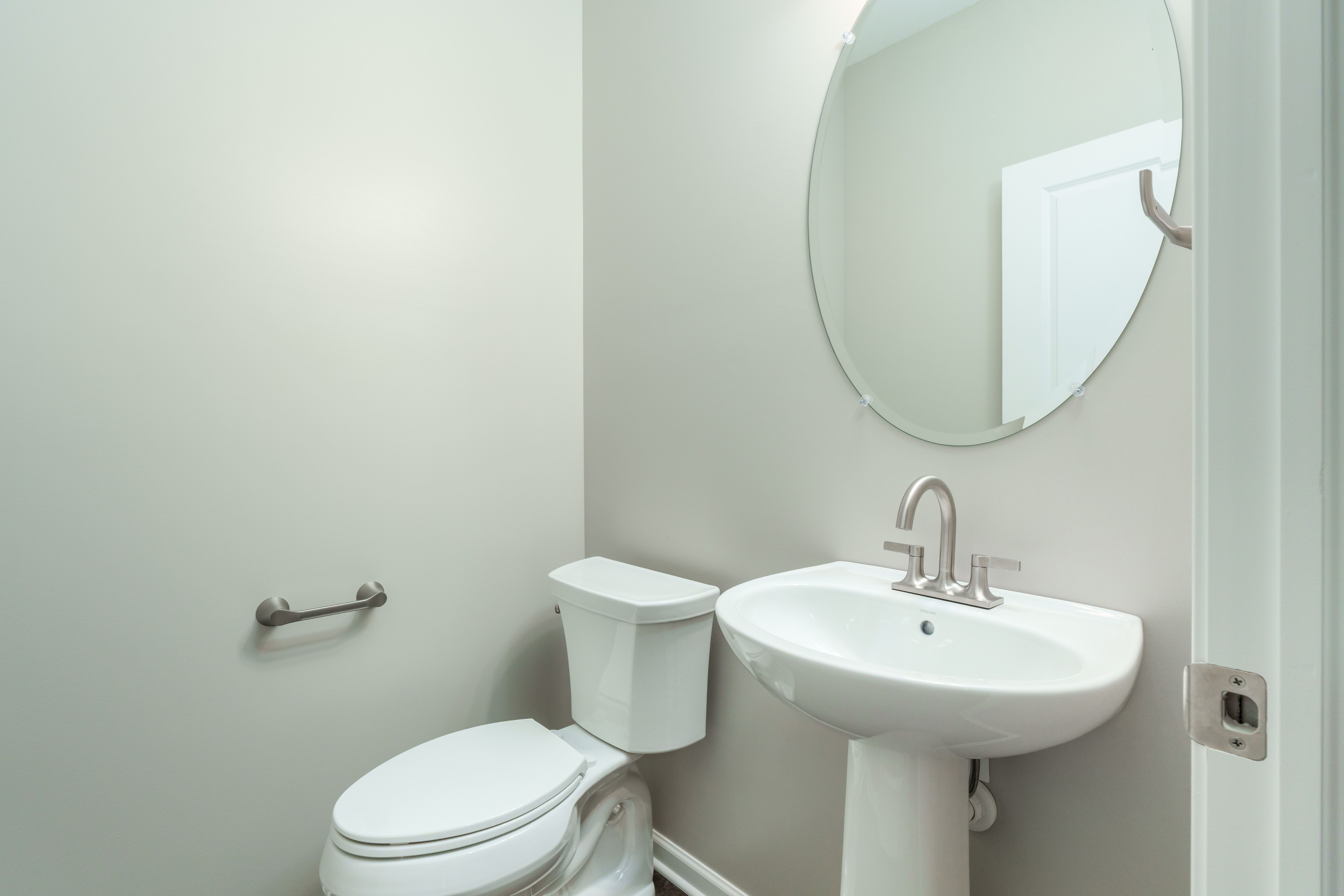 Charlotte-C-GP206-Powder-Room-1