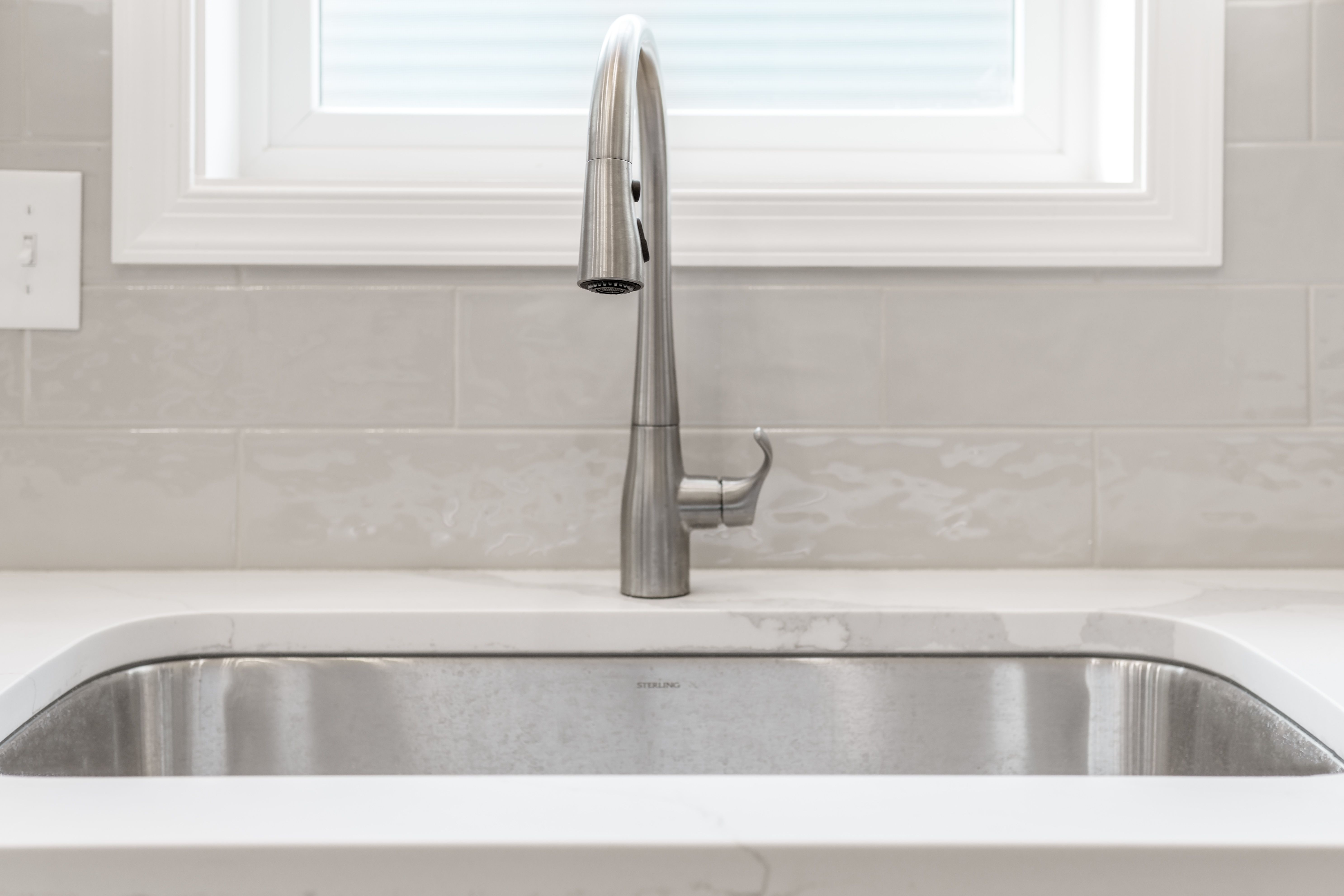 Charlotte-C-GP206-Kitchen-Detail-1