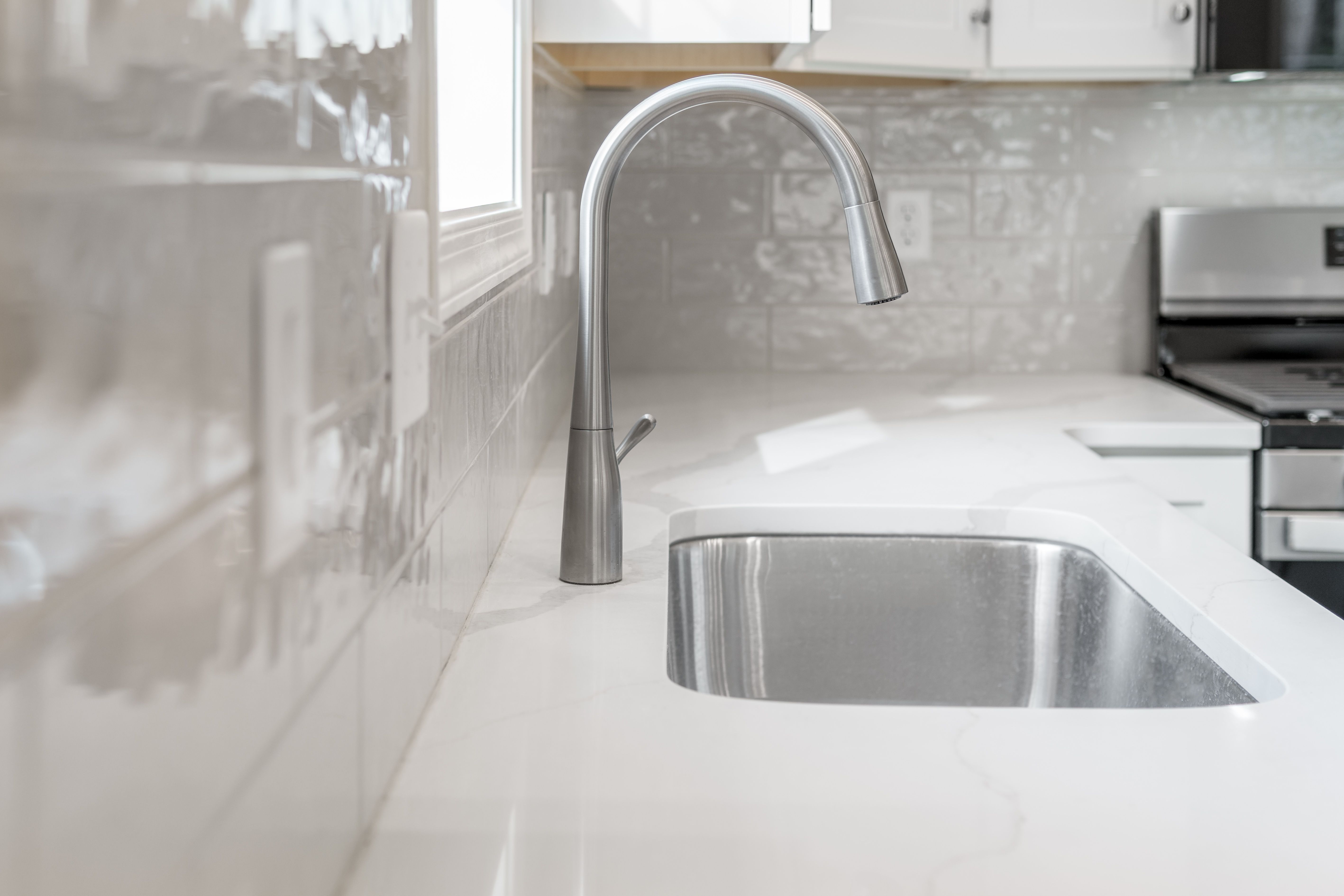 Charlotte-C-GP206-Kitchen-Detail-3