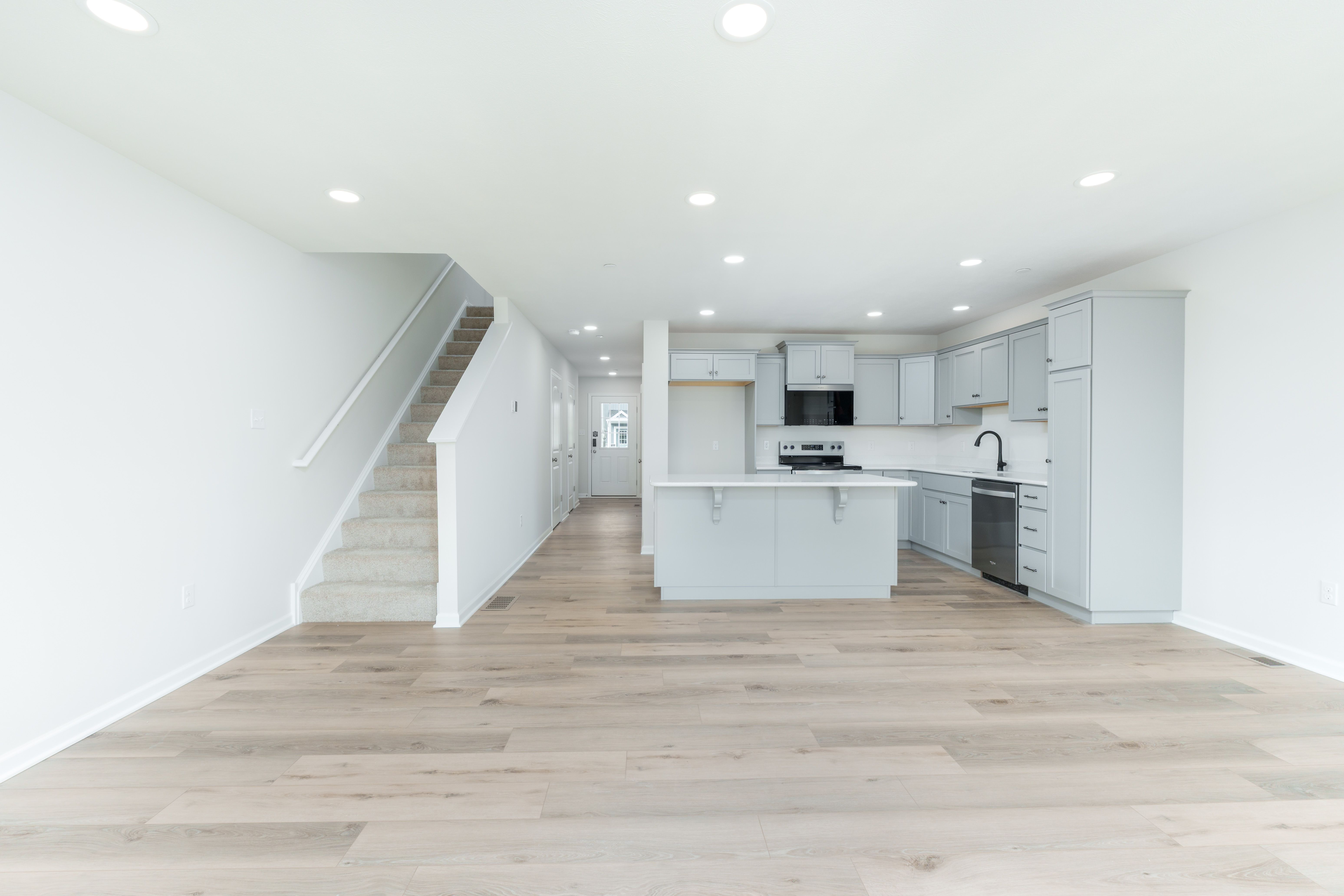 Steadfield-SCTH101-Kitchen-Great-Room-6