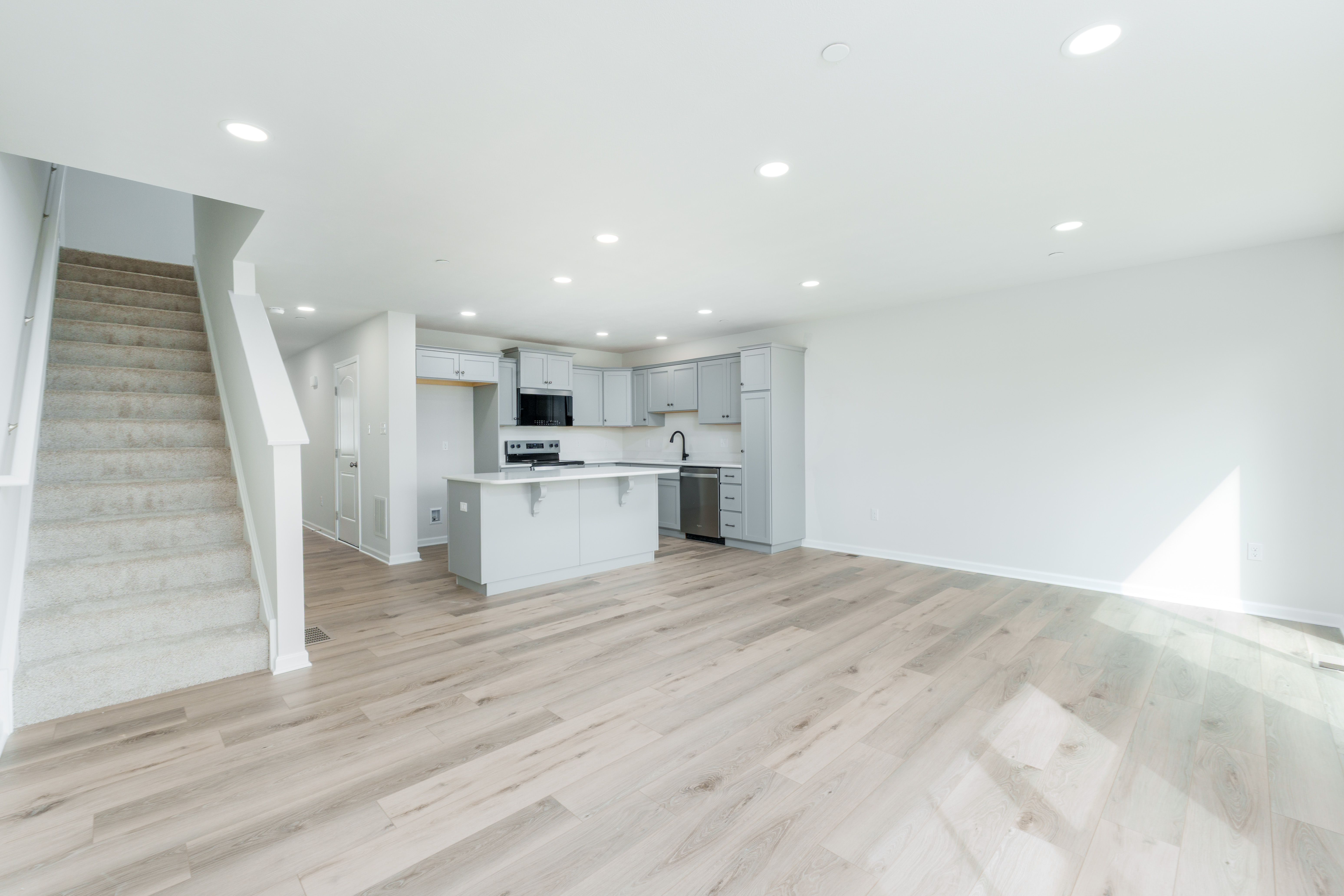 Steadfield-SCTH101-Kitchen-Great-Room-7