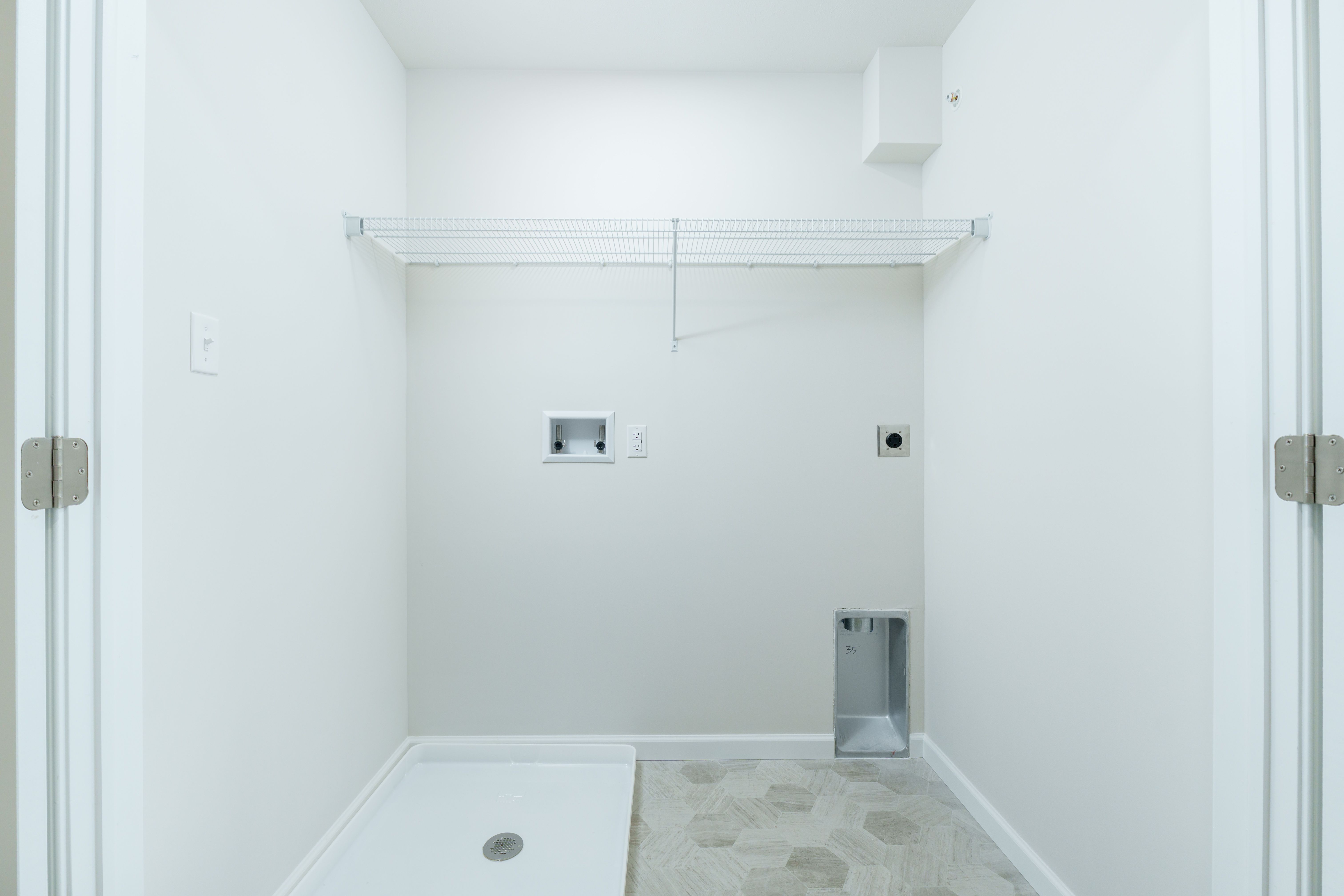 Steadfield-SCTH101-Laundry-1