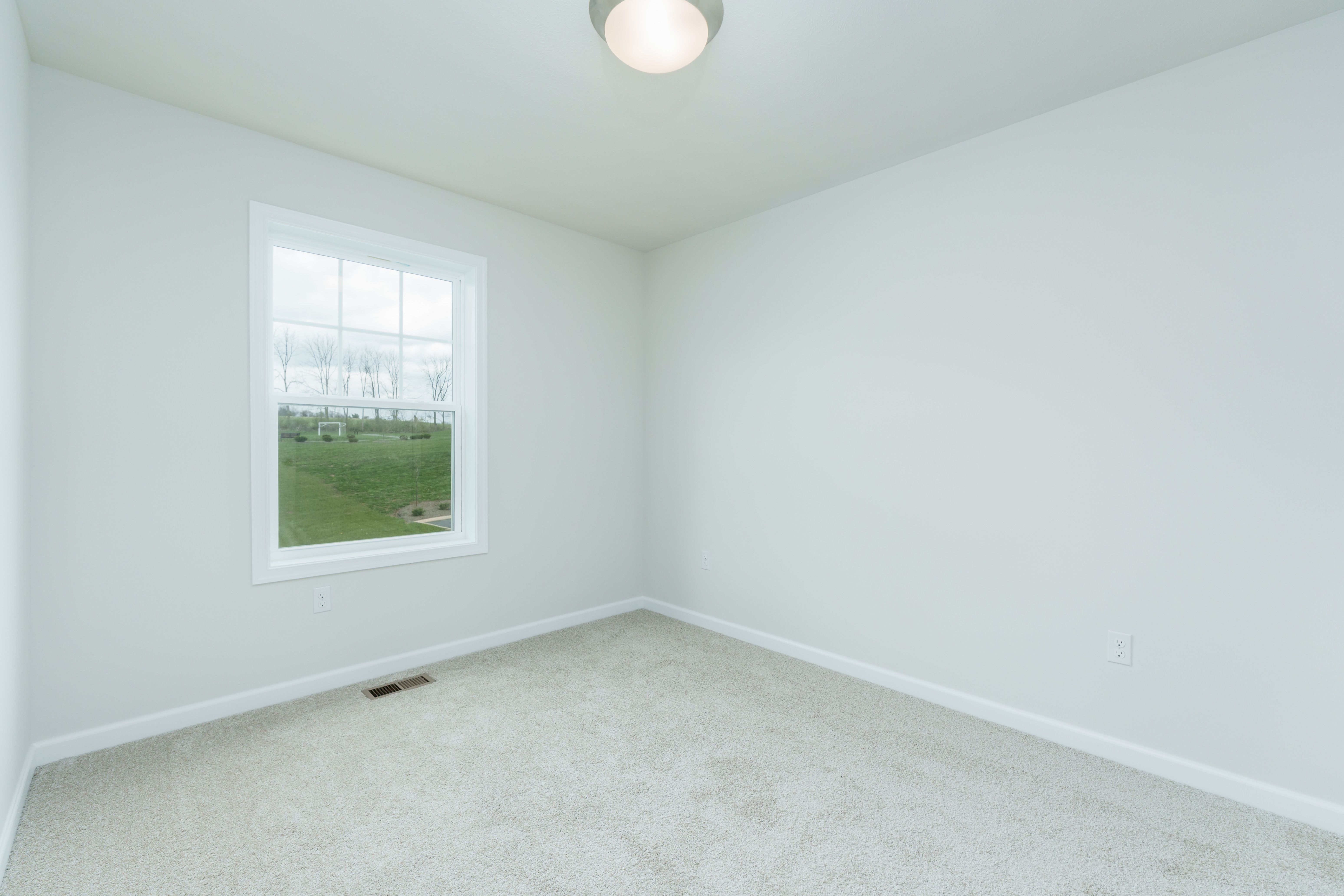 Steadfield-SCTH101-Bedroom-2-1