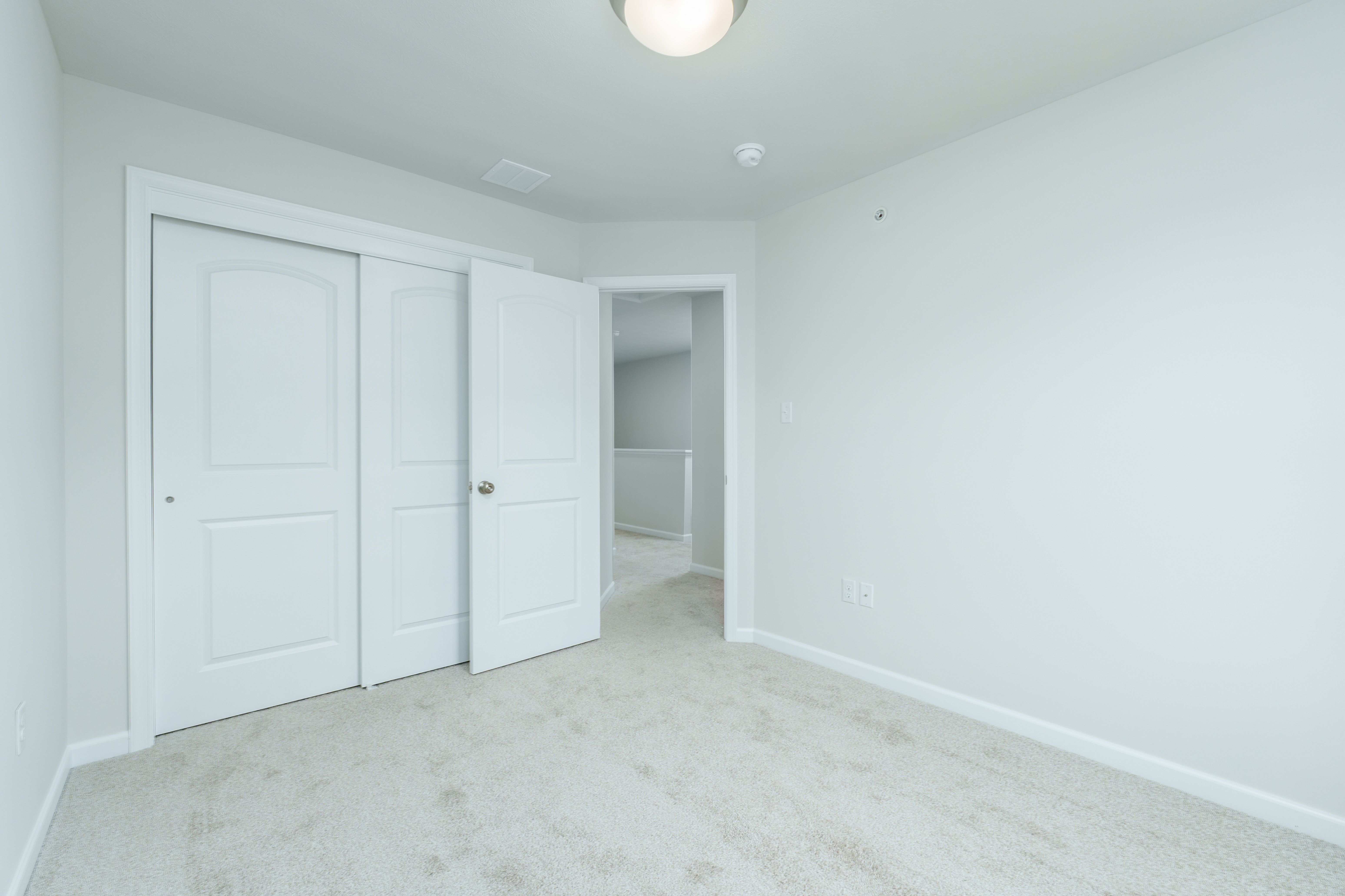 Steadfield-SCTH101-Bedroom-2-2